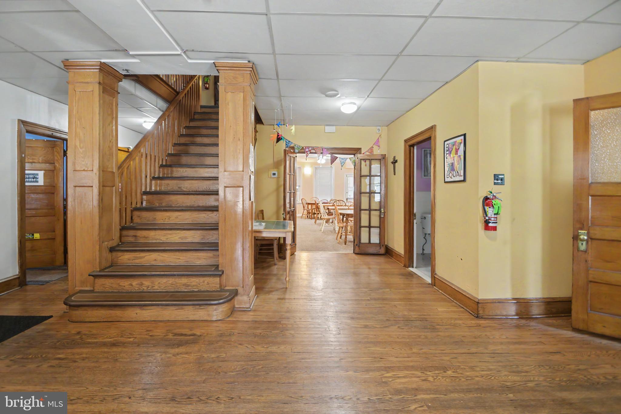 GERMANTOWN - Commercial Sale