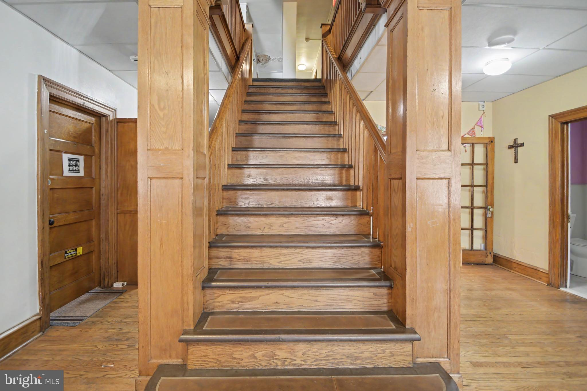 GERMANTOWN - Commercial Sale
