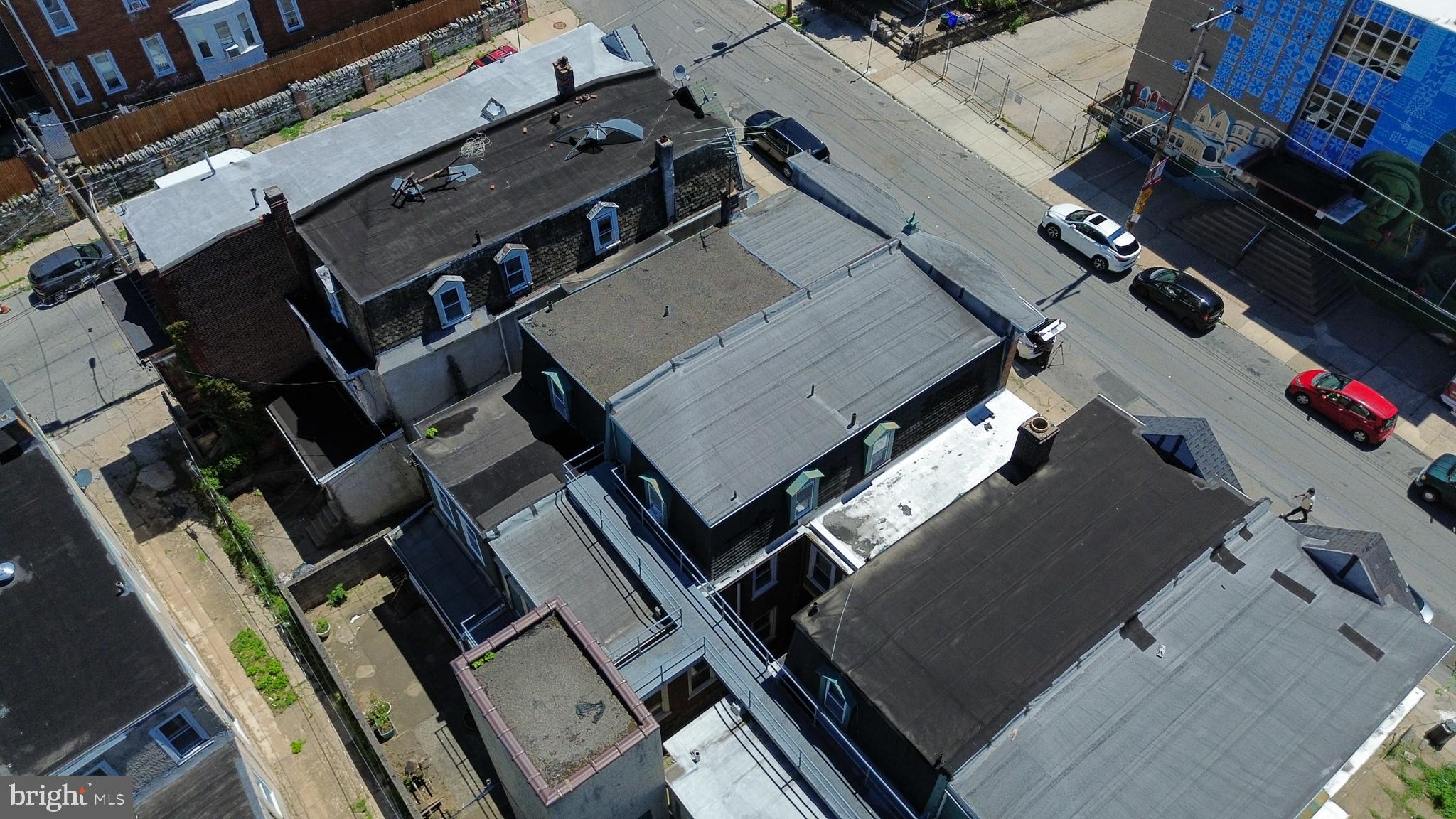 GERMANTOWN - Commercial Sale