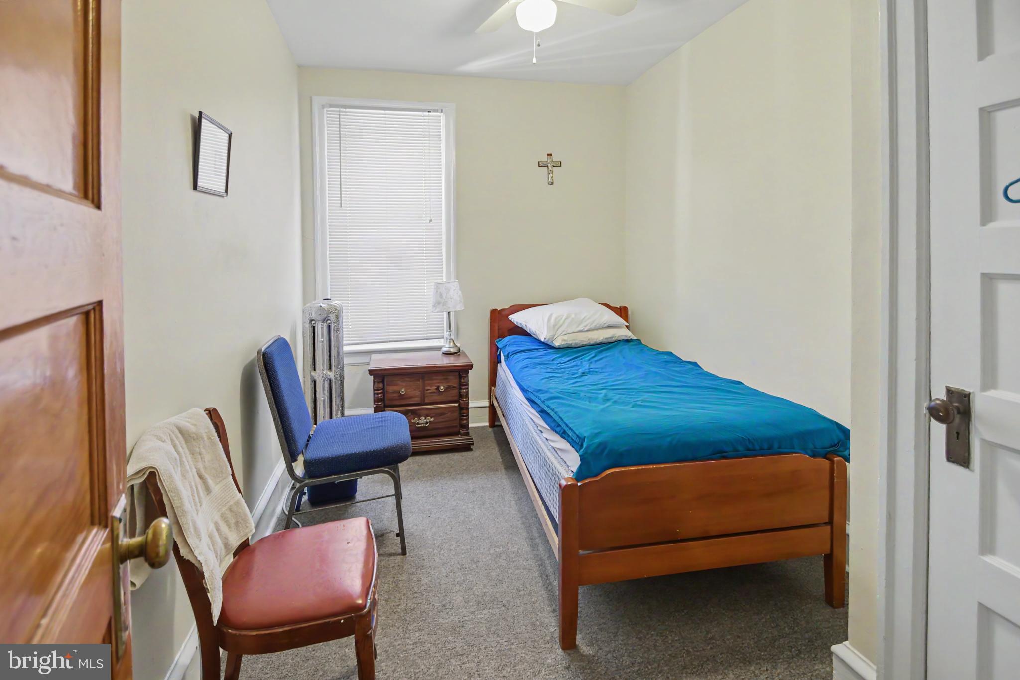 GERMANTOWN - Commercial Sale