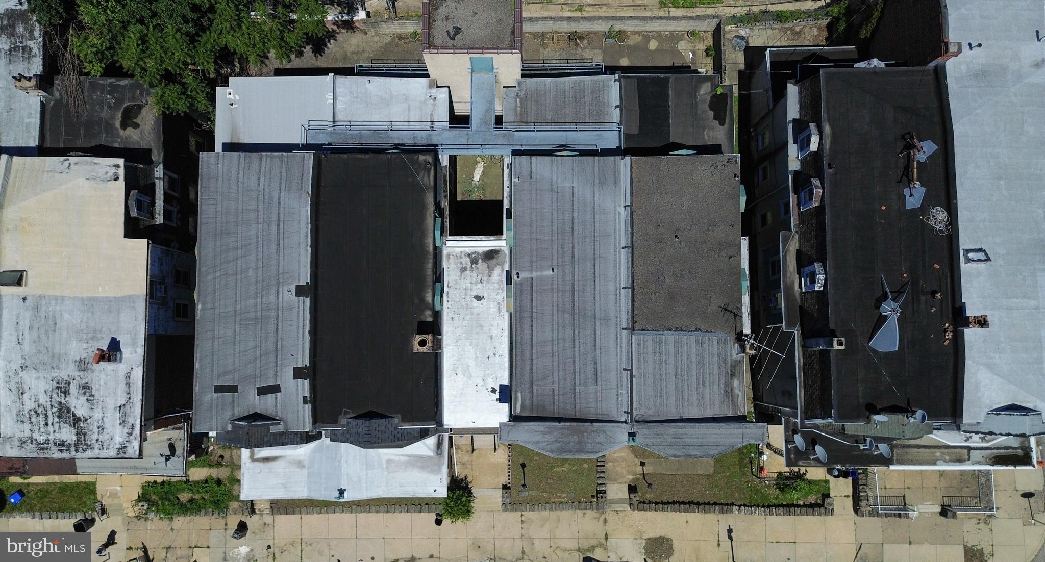 GERMANTOWN - Commercial Sale