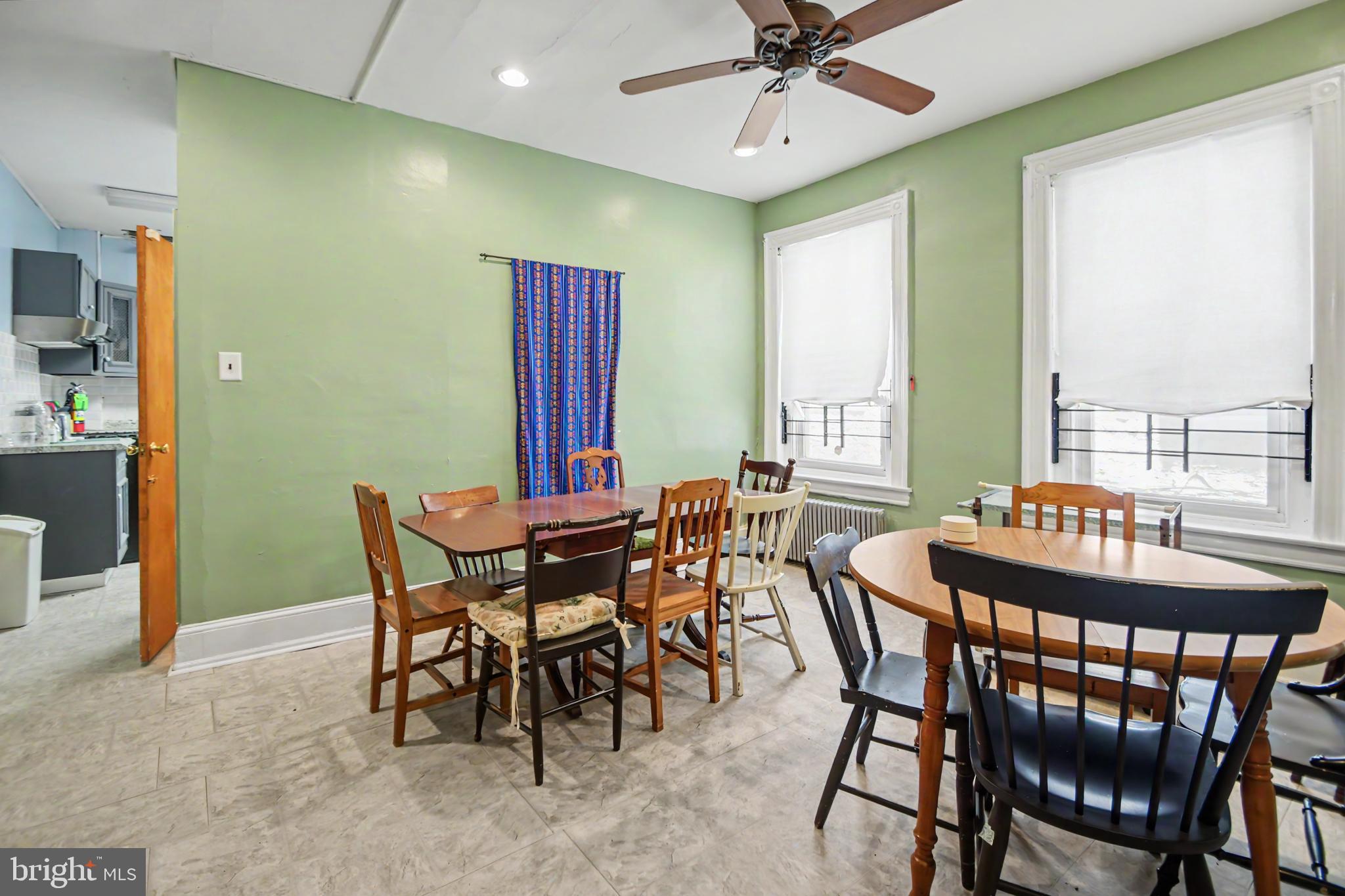 GERMANTOWN - Commercial Sale