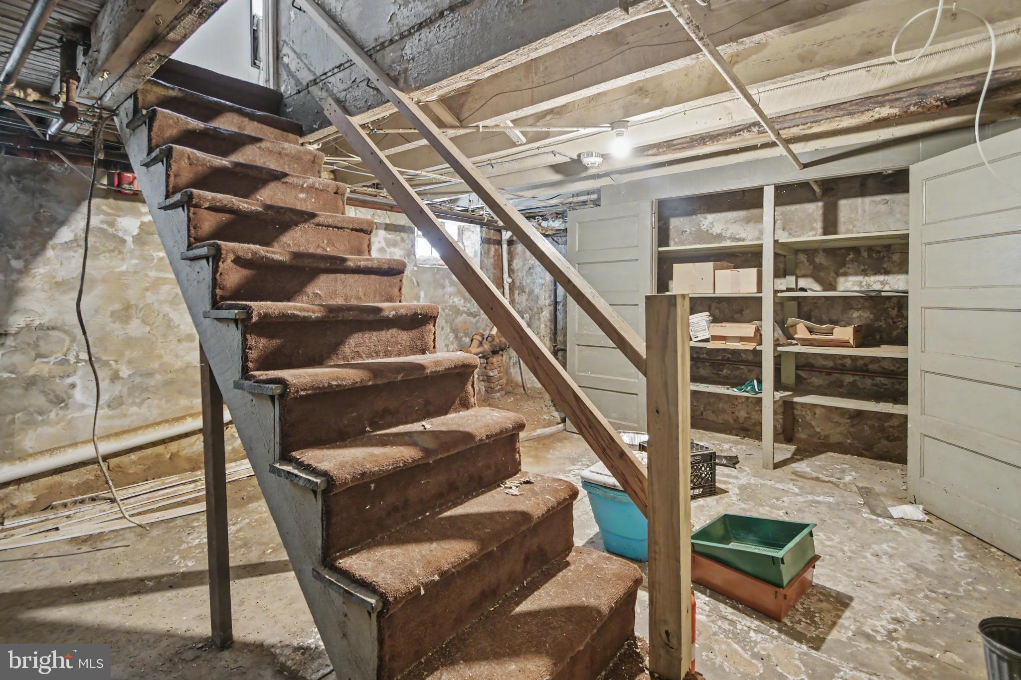 GERMANTOWN - Commercial Sale