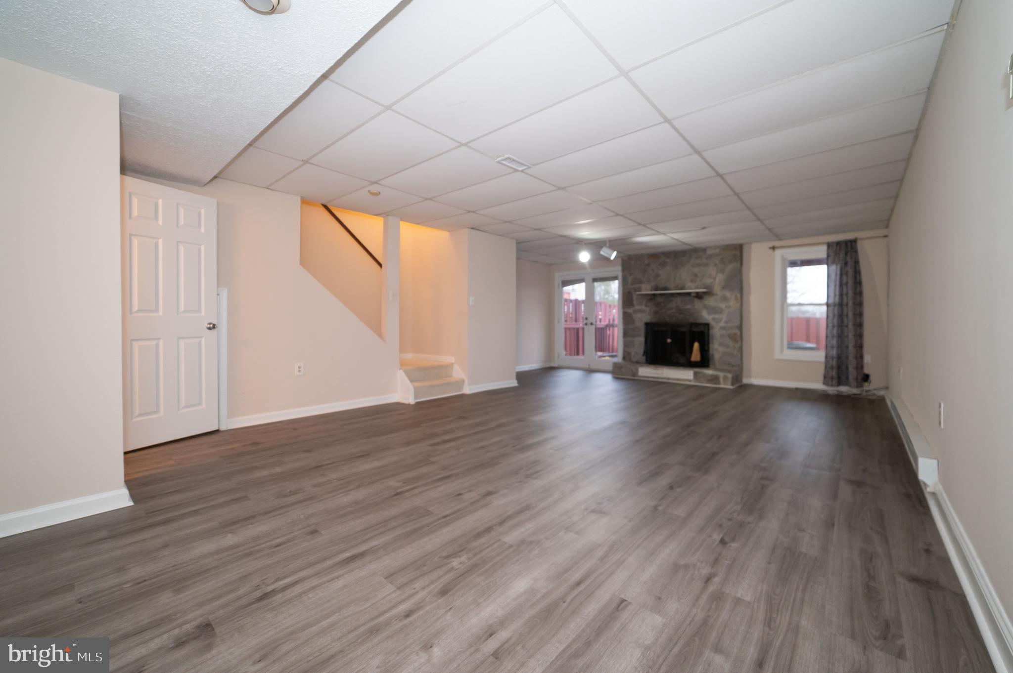 HERITAGE ESTATES - Residential Lease
