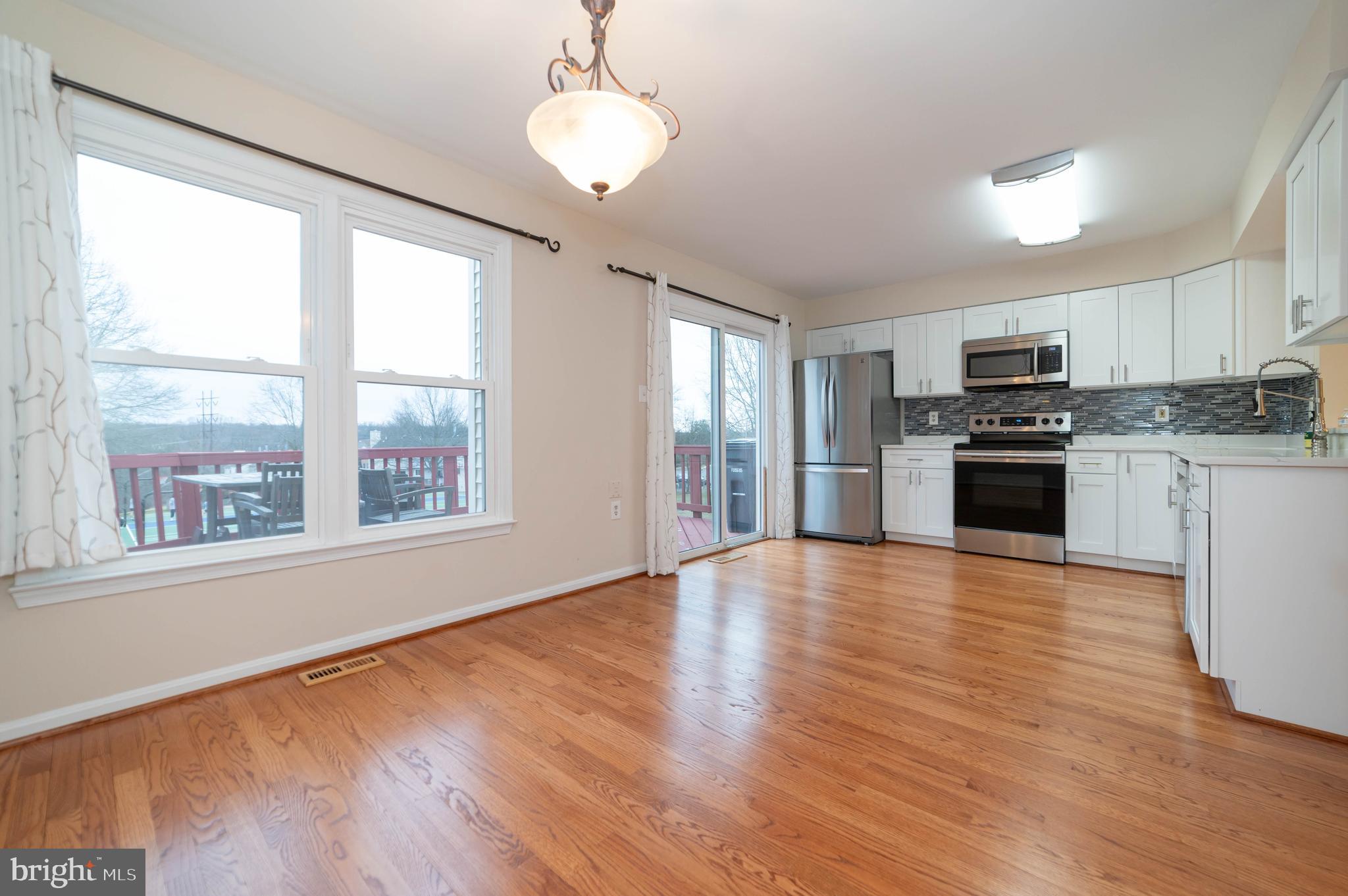 HERITAGE ESTATES - Residential Lease