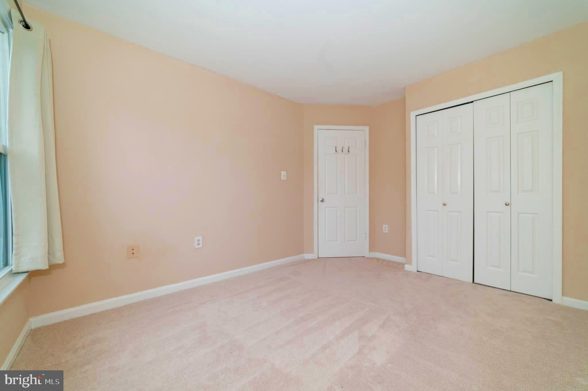 HERITAGE ESTATES - Residential Lease
