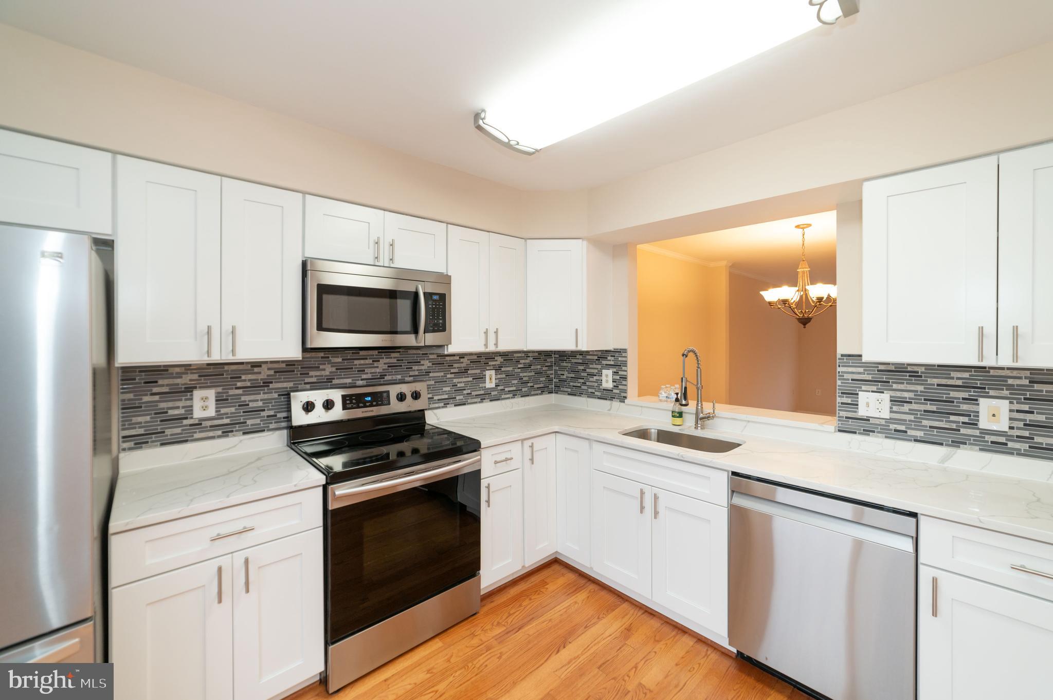HERITAGE ESTATES - Residential Lease