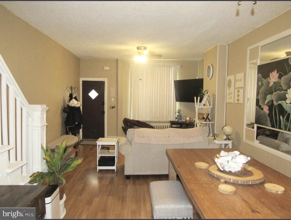 FRANKFORD - Residential