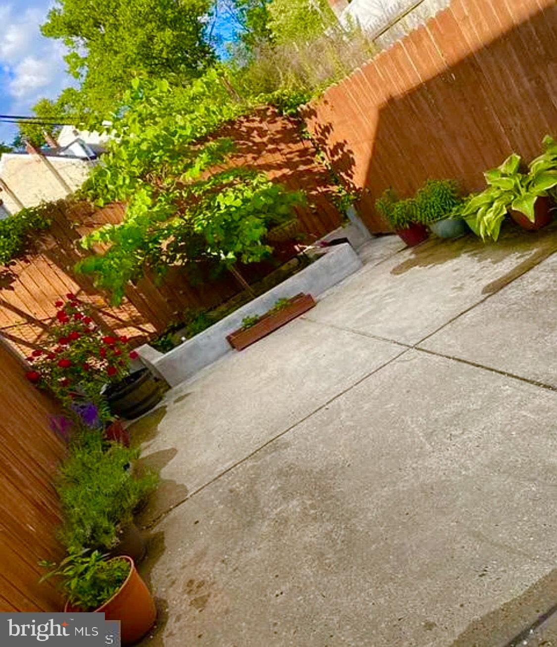 FRANKFORD - Residential