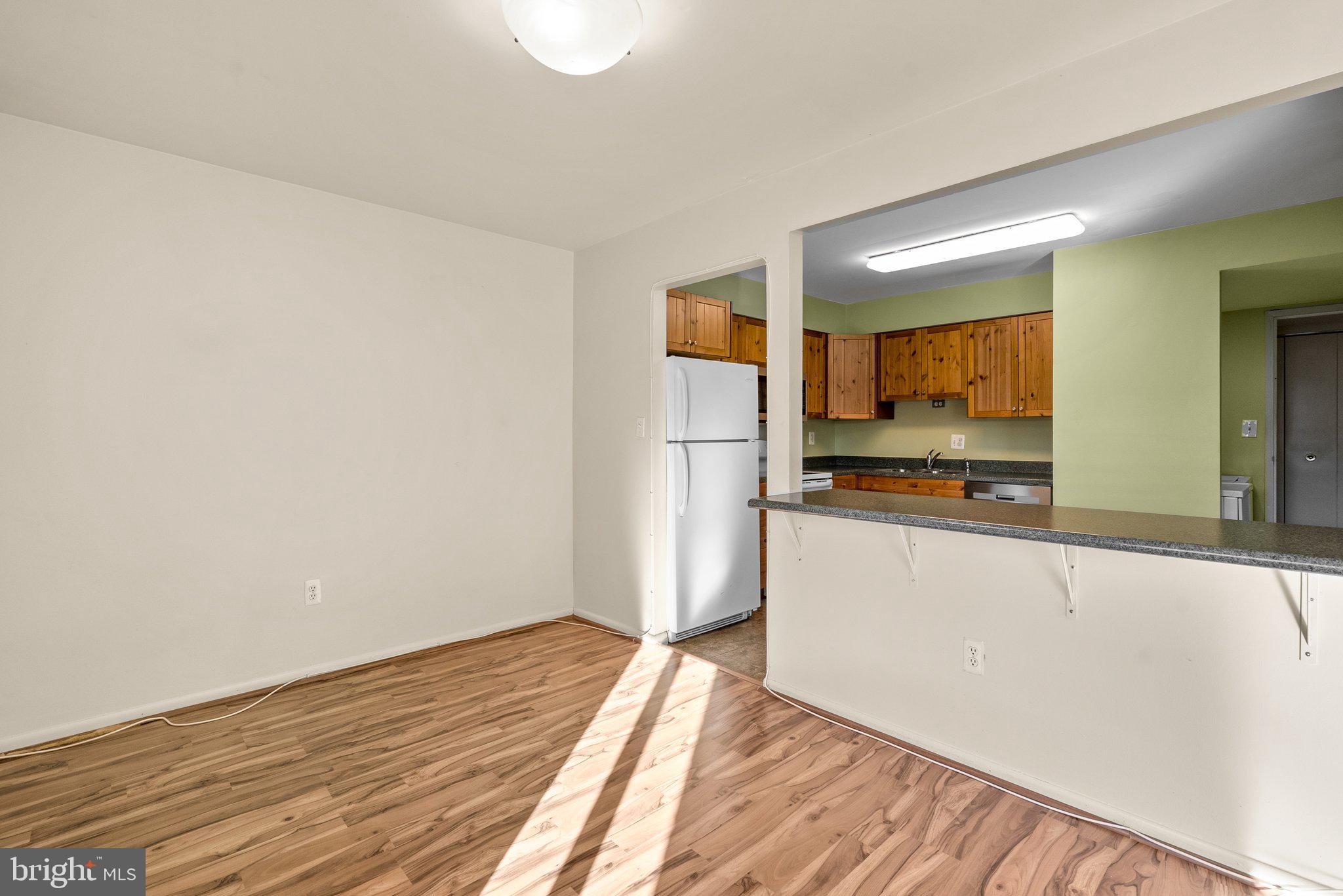 HUNTING RIDGE CONDOMINIUM - Residential
