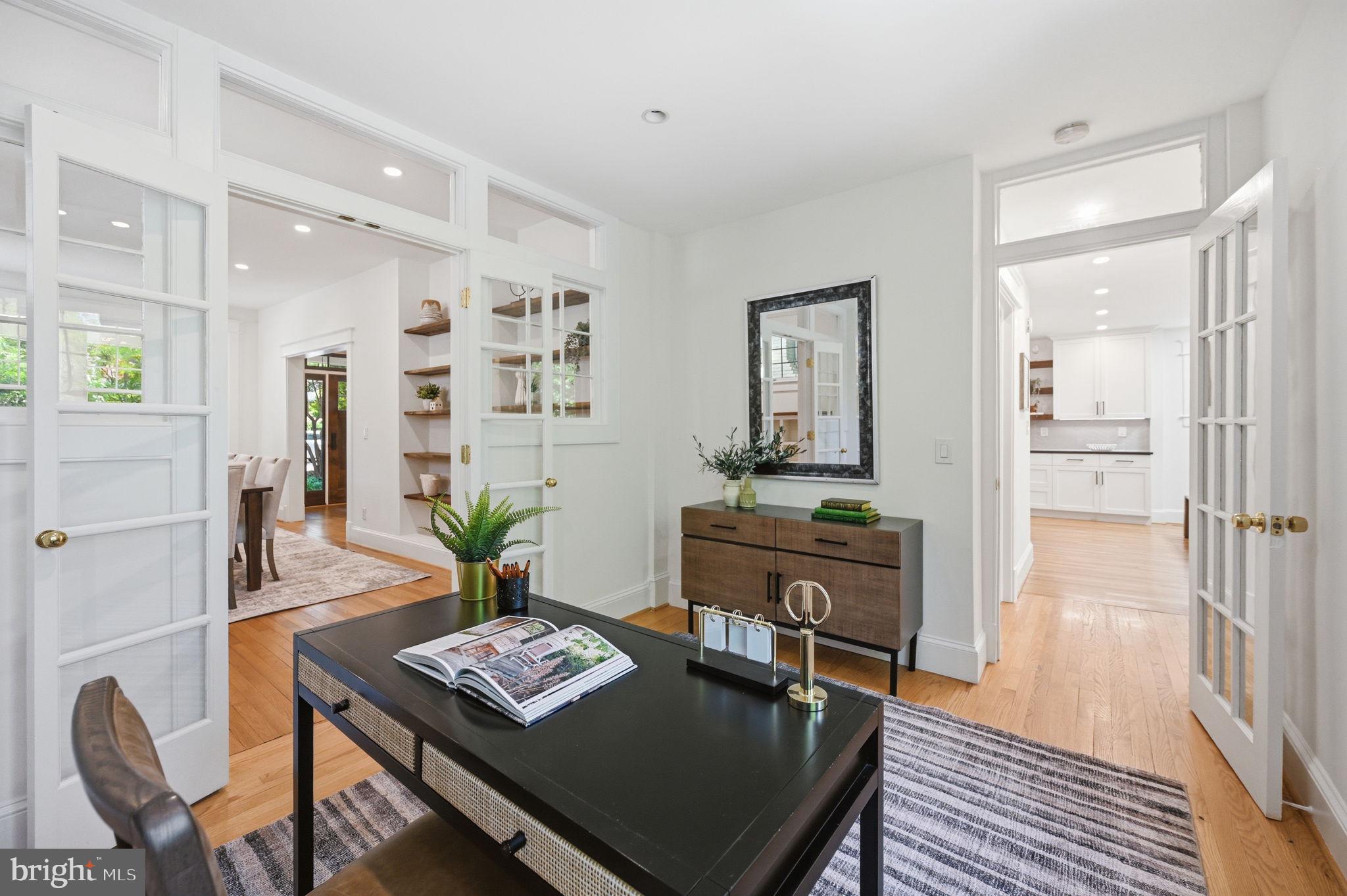 CHEVY CHASE - Residential