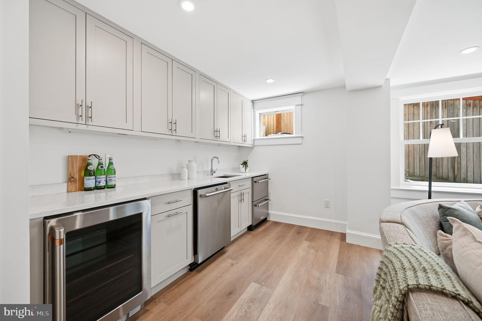 CHEVY CHASE - Residential