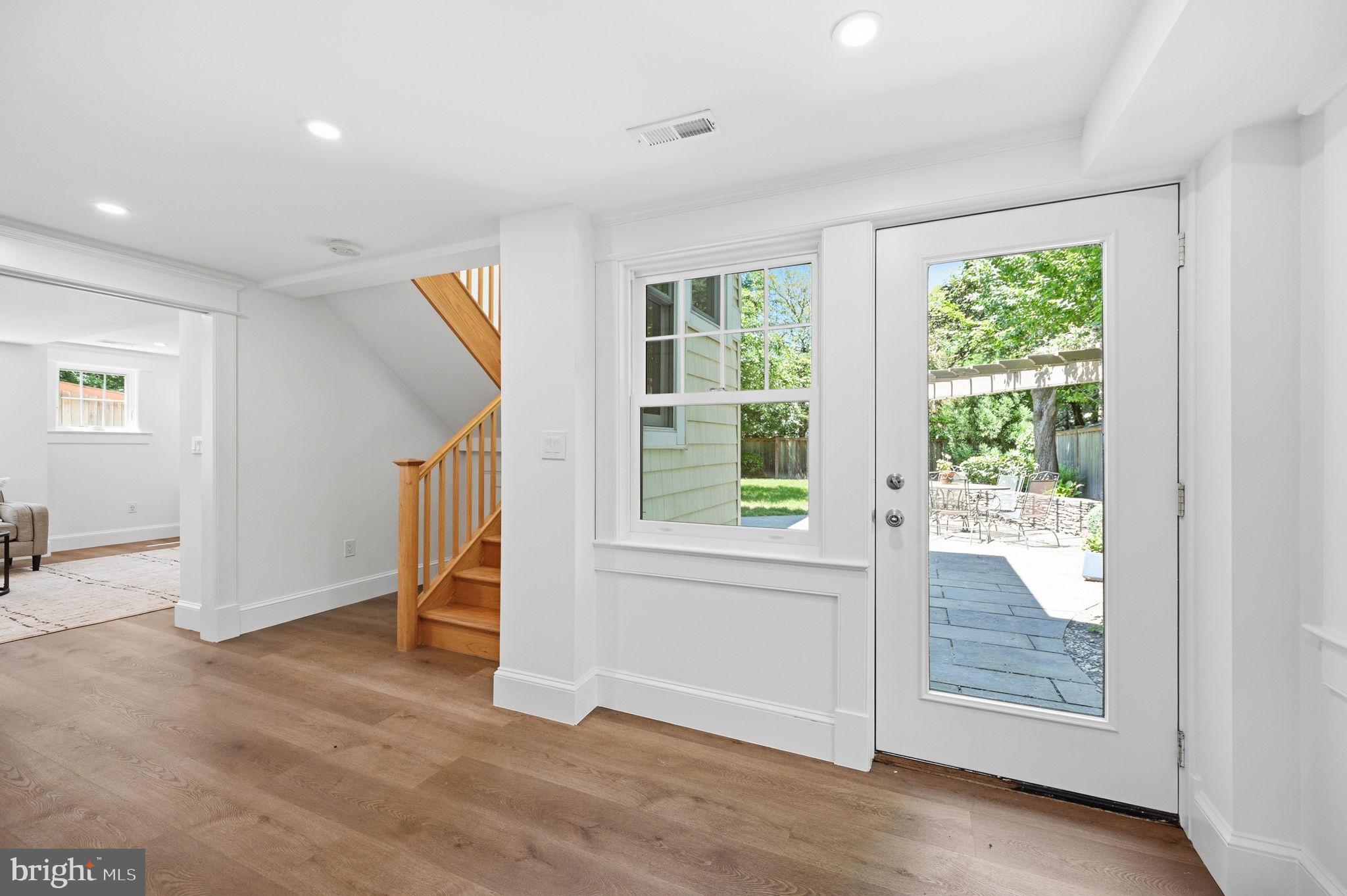 CHEVY CHASE - Residential