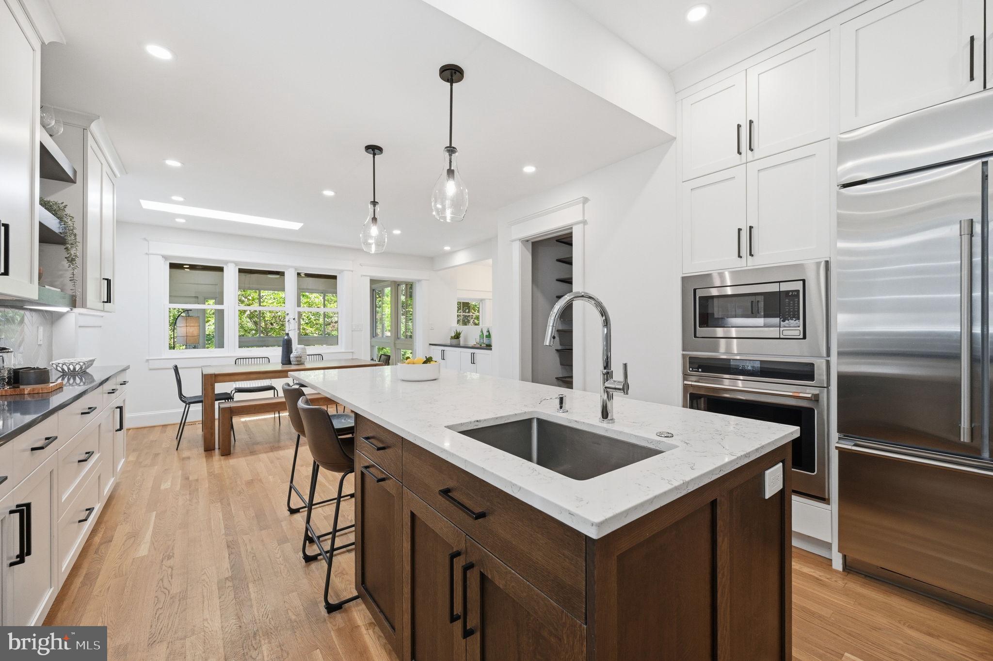 CHEVY CHASE - Residential