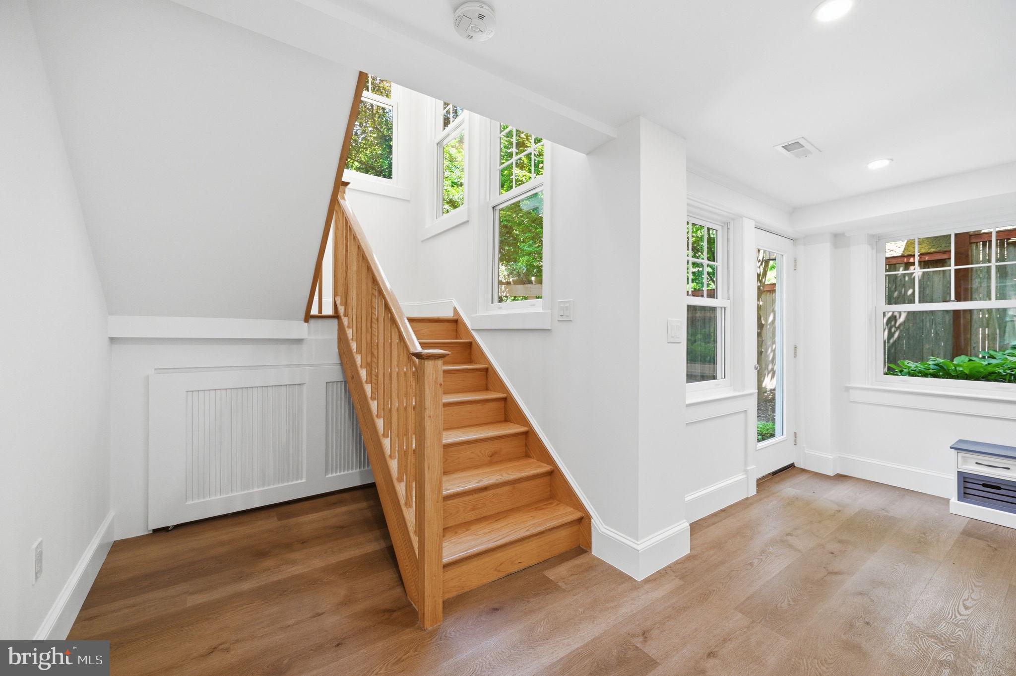 CHEVY CHASE - Residential
