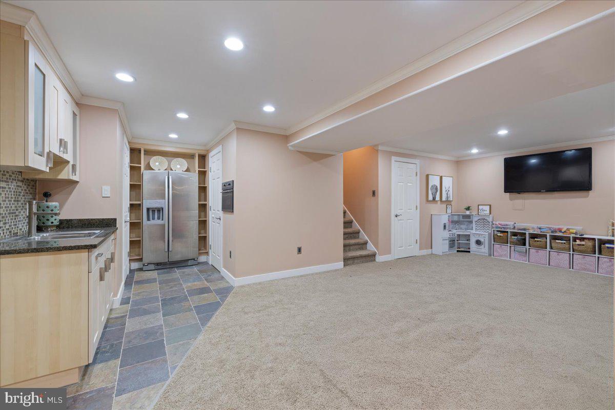 PEBBLE CREEK - Residential