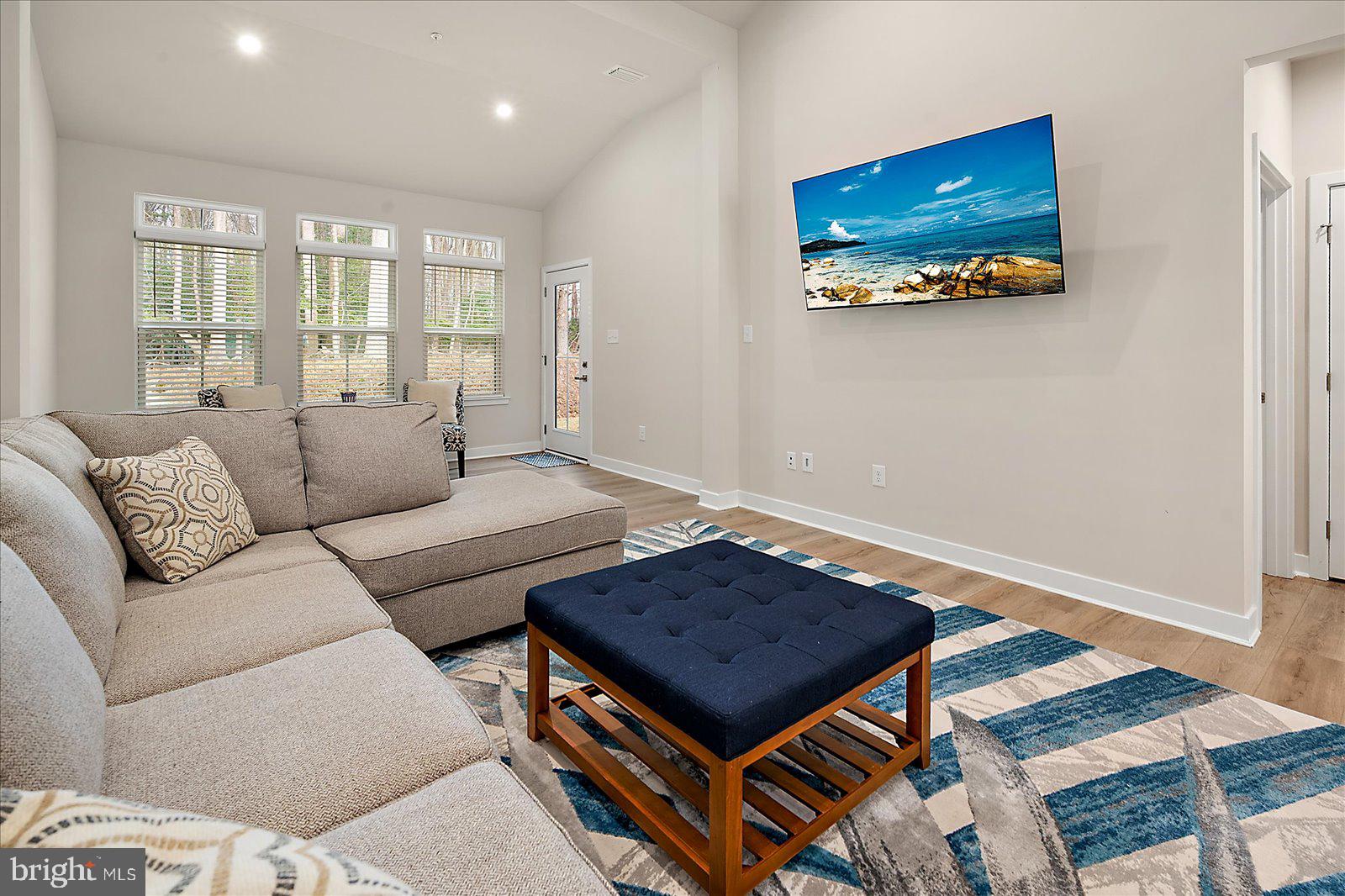RIVER RUN - Residential