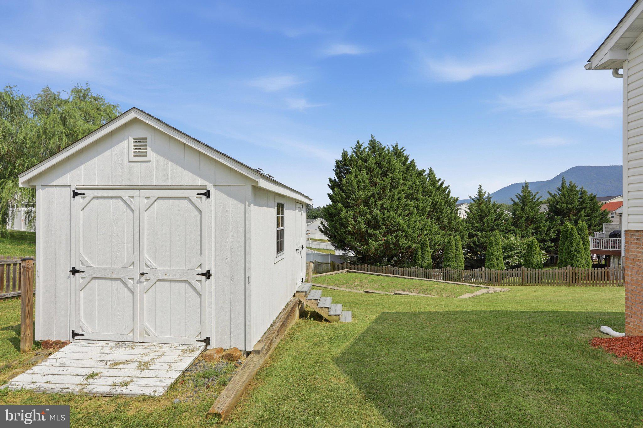 MADISON HEIGHTS - Residential