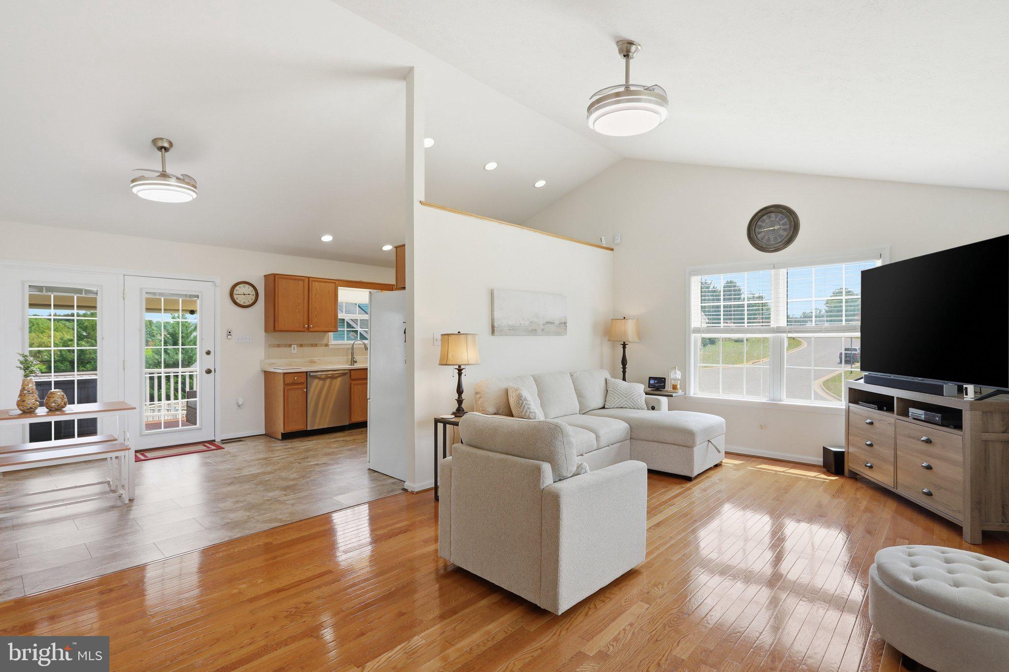 MADISON HEIGHTS - Residential
