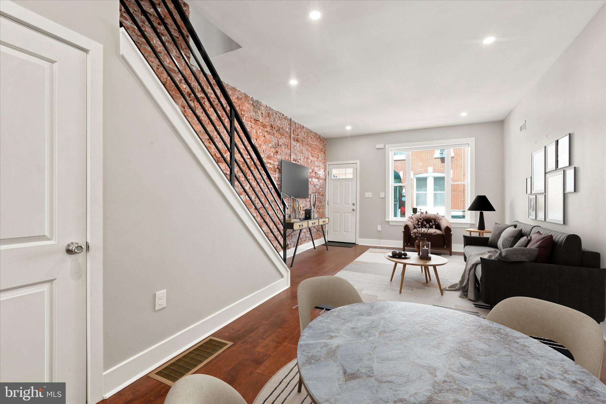 LOWER MOYAMENSING - Residential