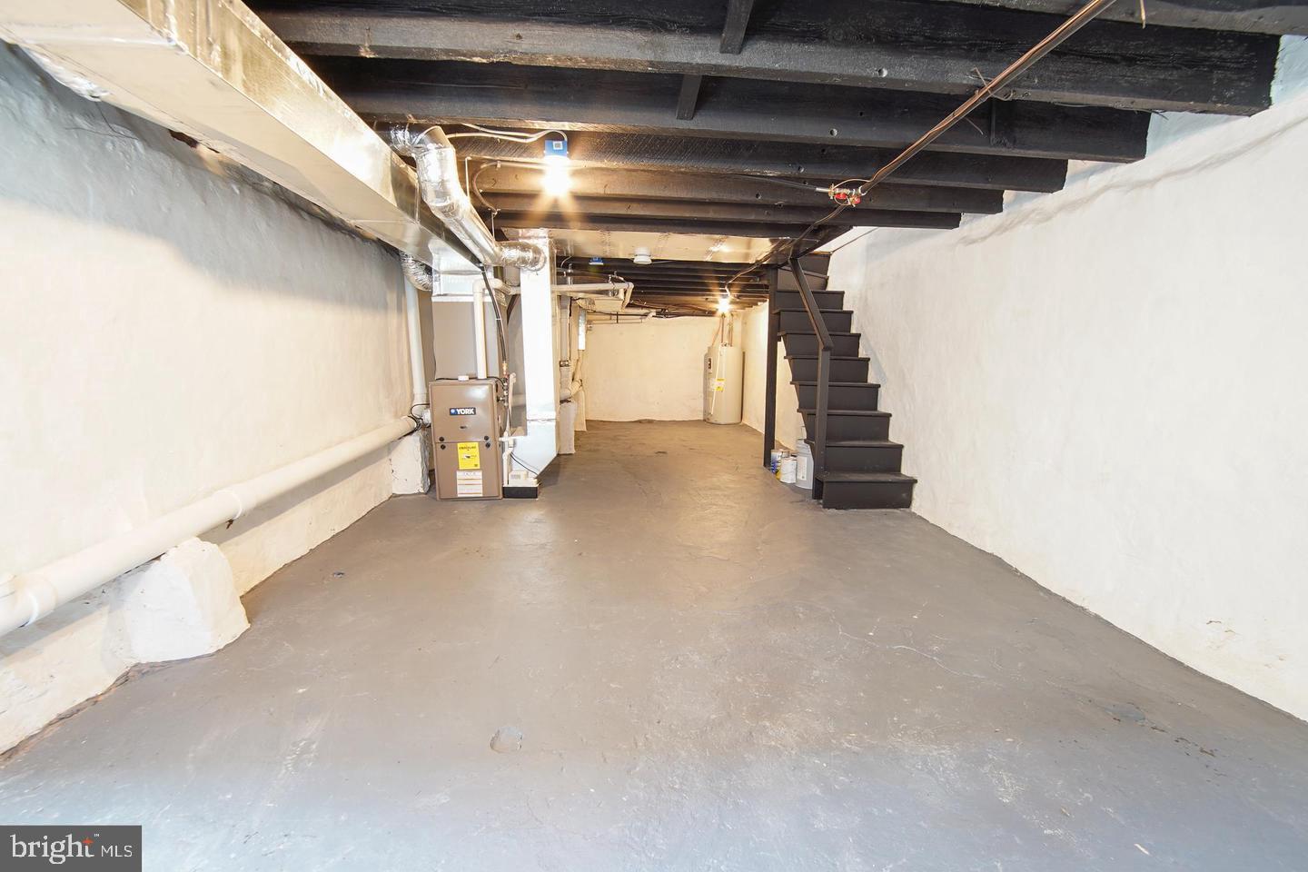 LOWER MOYAMENSING - Residential