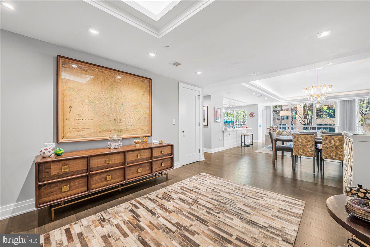 DOWNTOWN BETHESDA - Residential