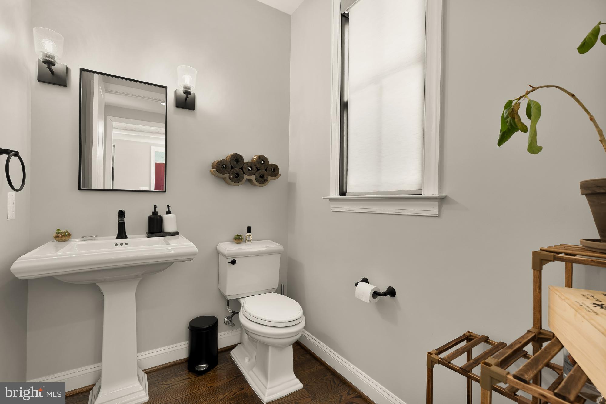 GLENBROOK VILLAGE - Residential