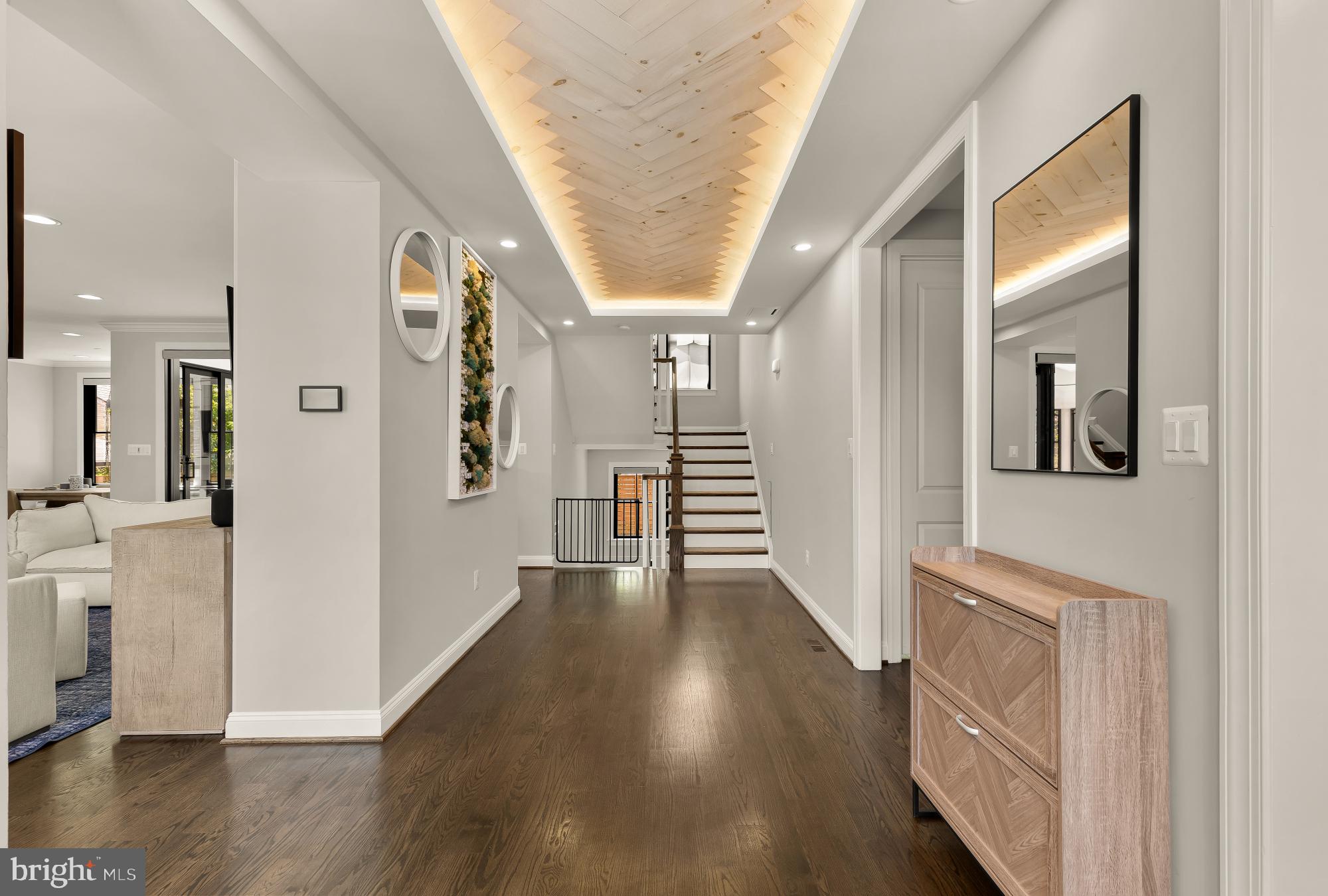 GLENBROOK VILLAGE - Residential
