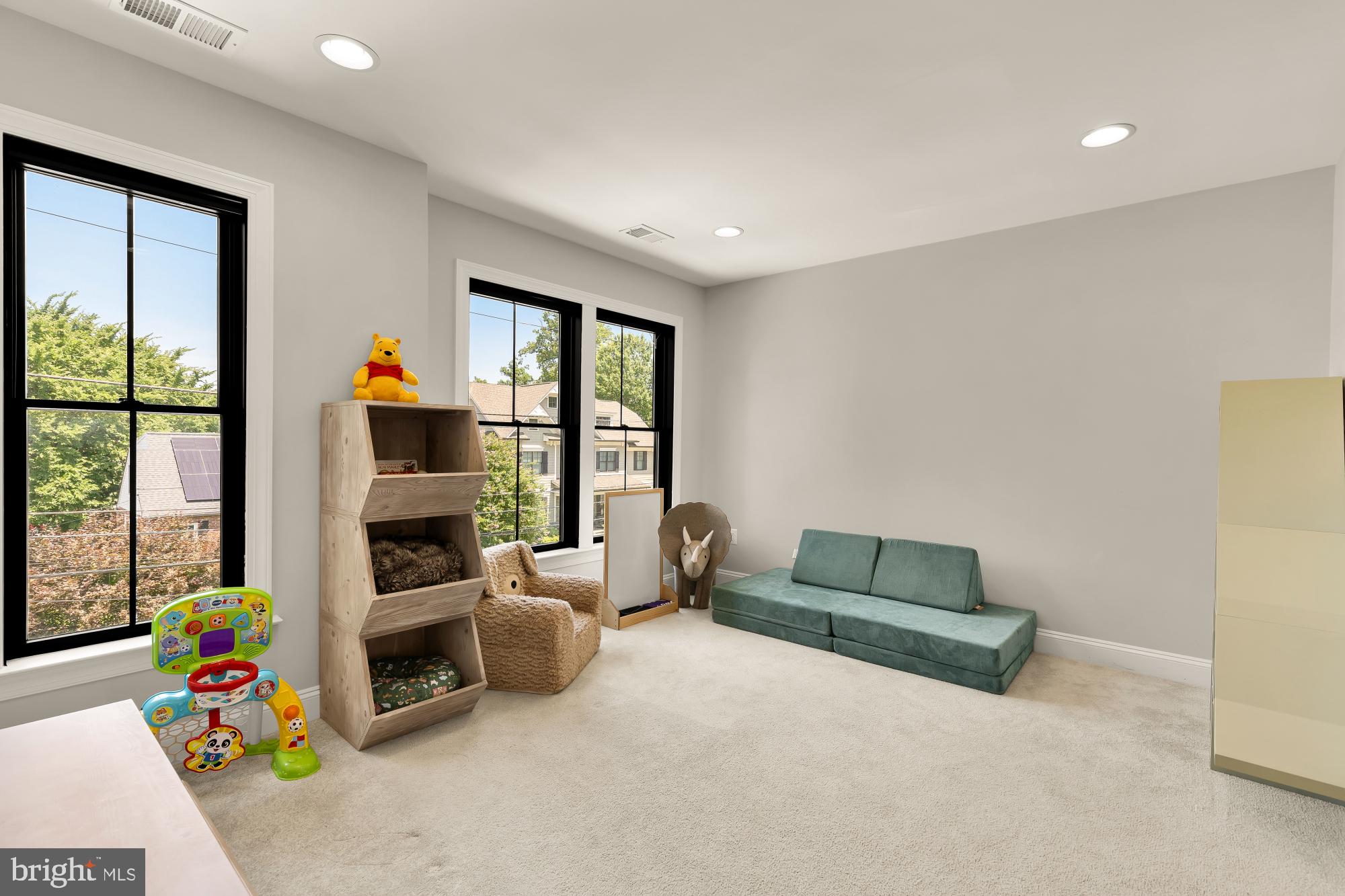 GLENBROOK VILLAGE - Residential