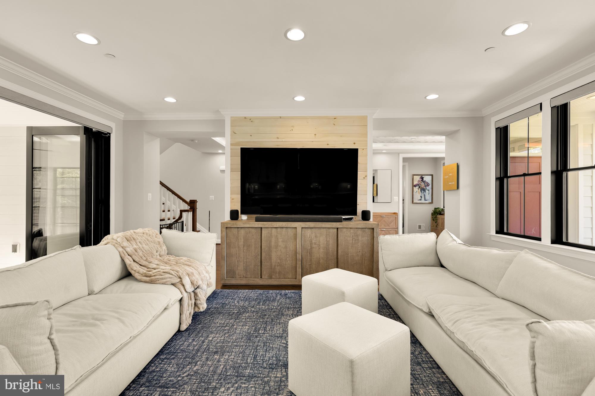 GLENBROOK VILLAGE - Residential