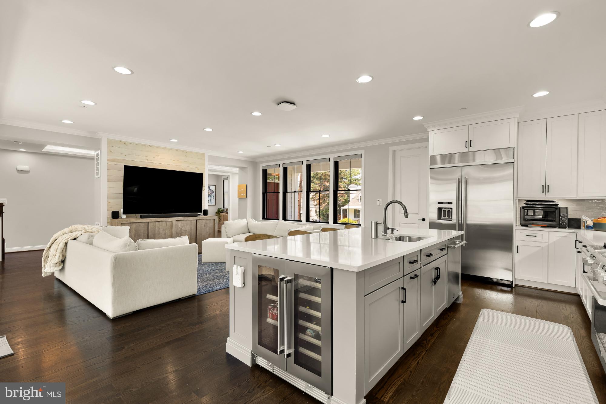GLENBROOK VILLAGE - Residential