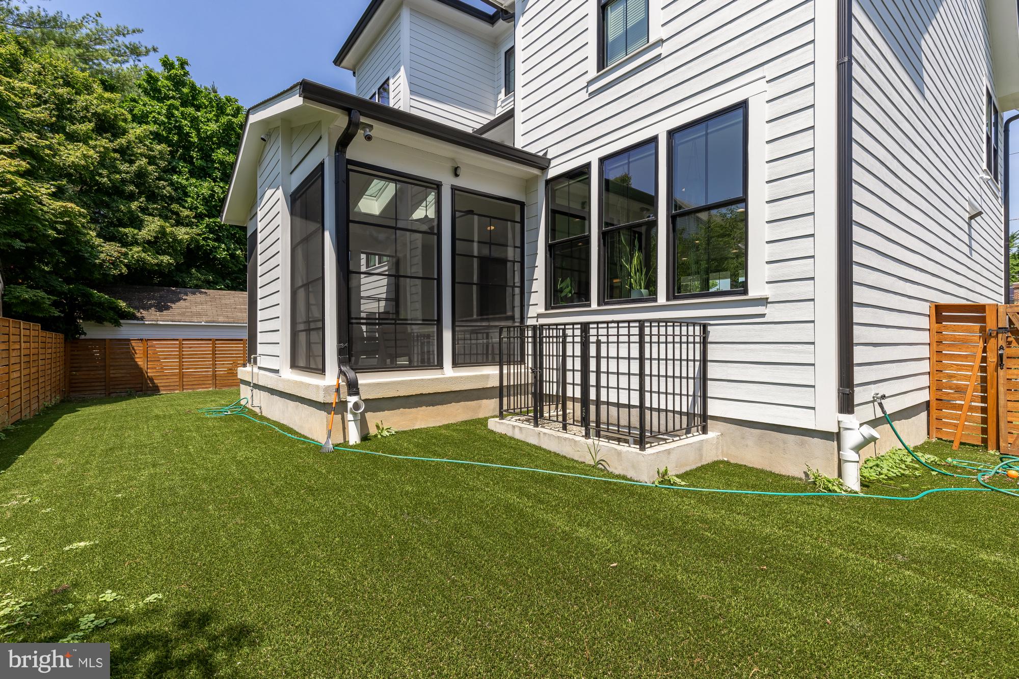GLENBROOK VILLAGE - Residential