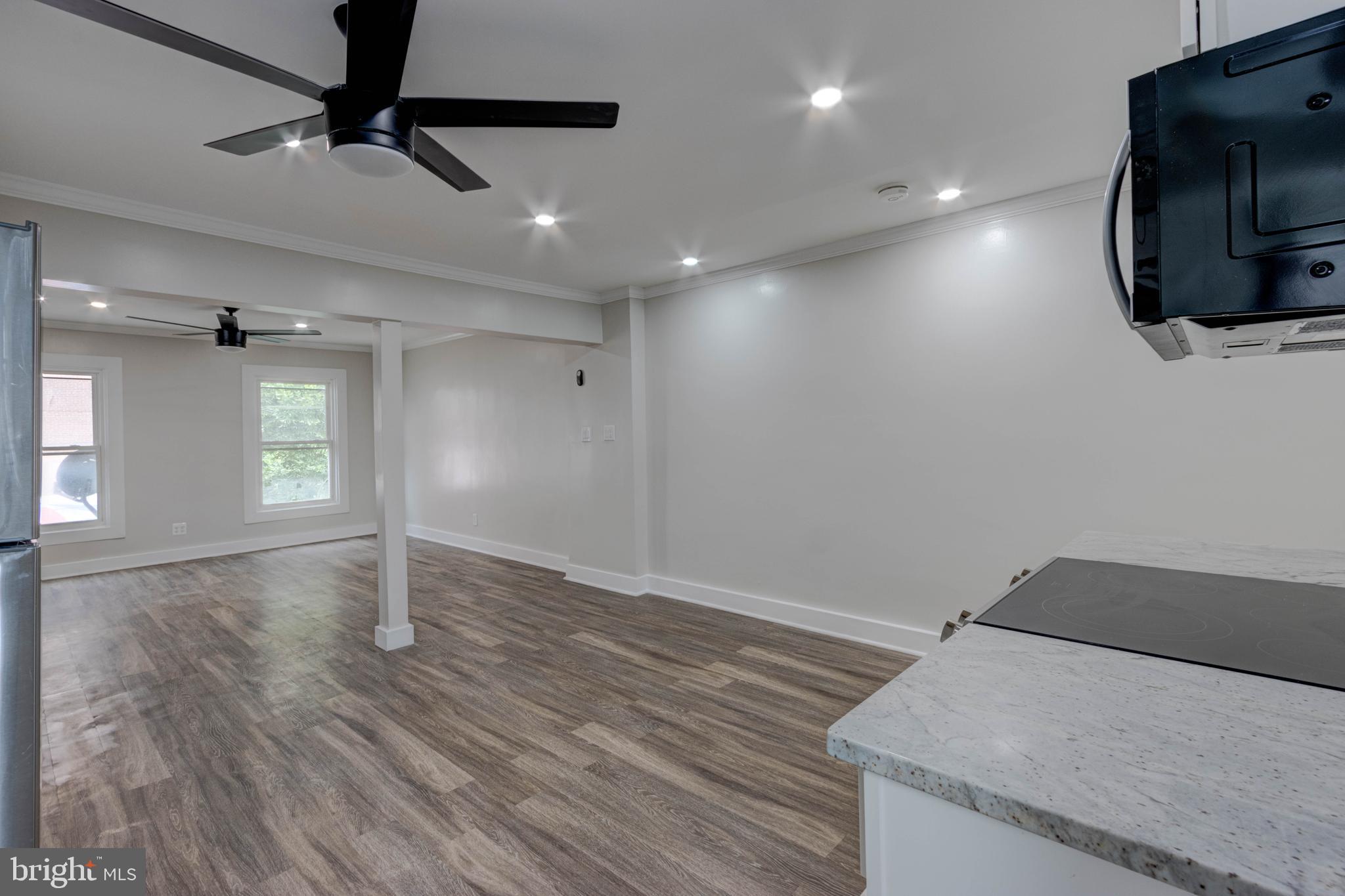MOUNT VERNON - Commercial Sale