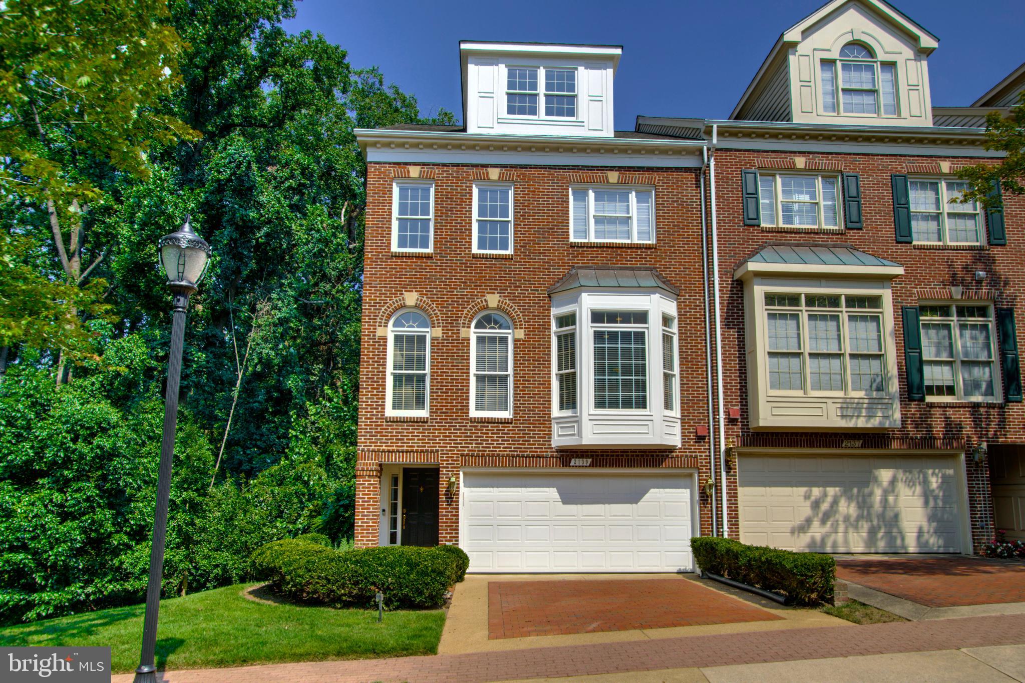 PALISADES PARK - Residential