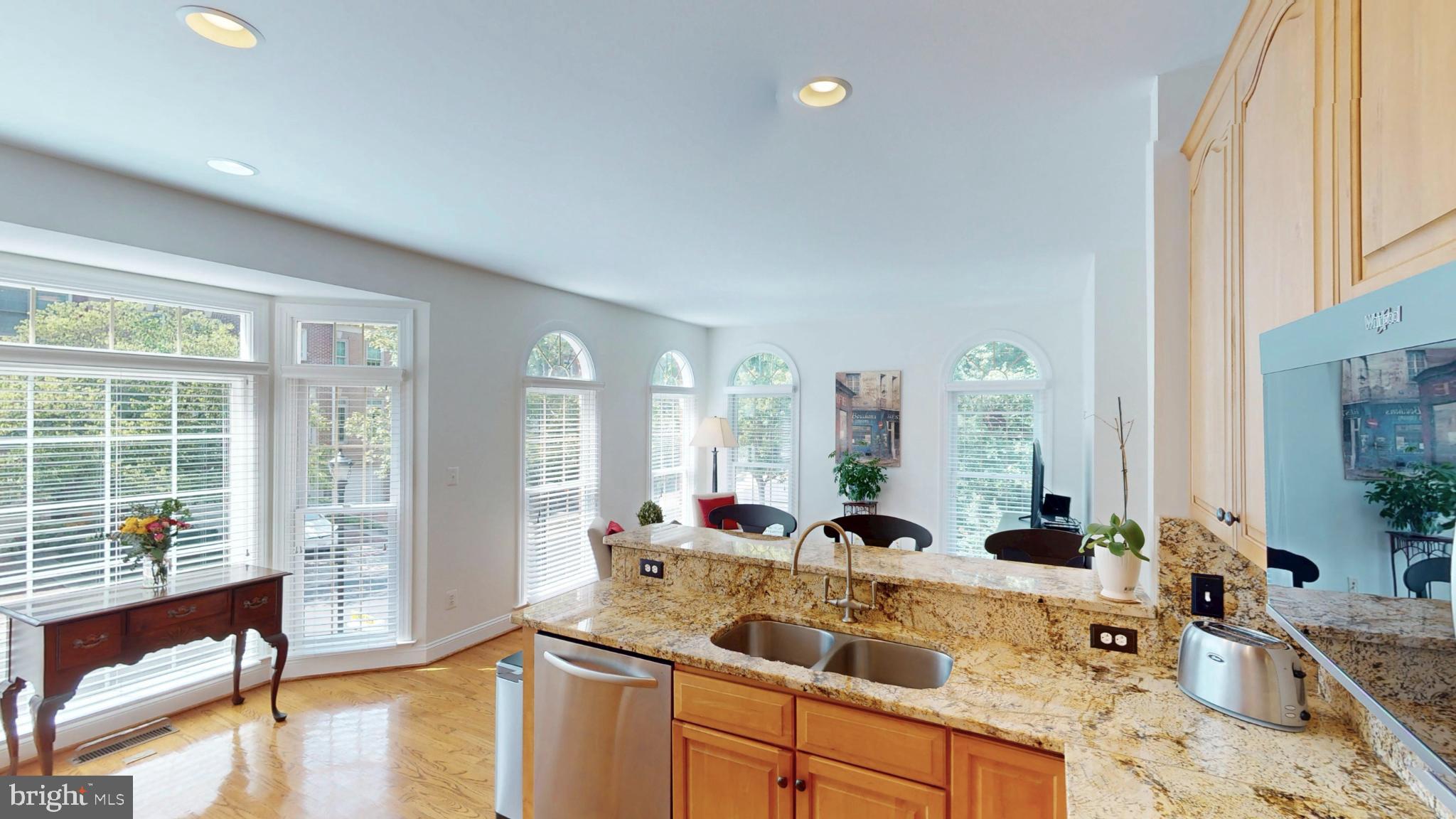 PALISADES PARK - Residential