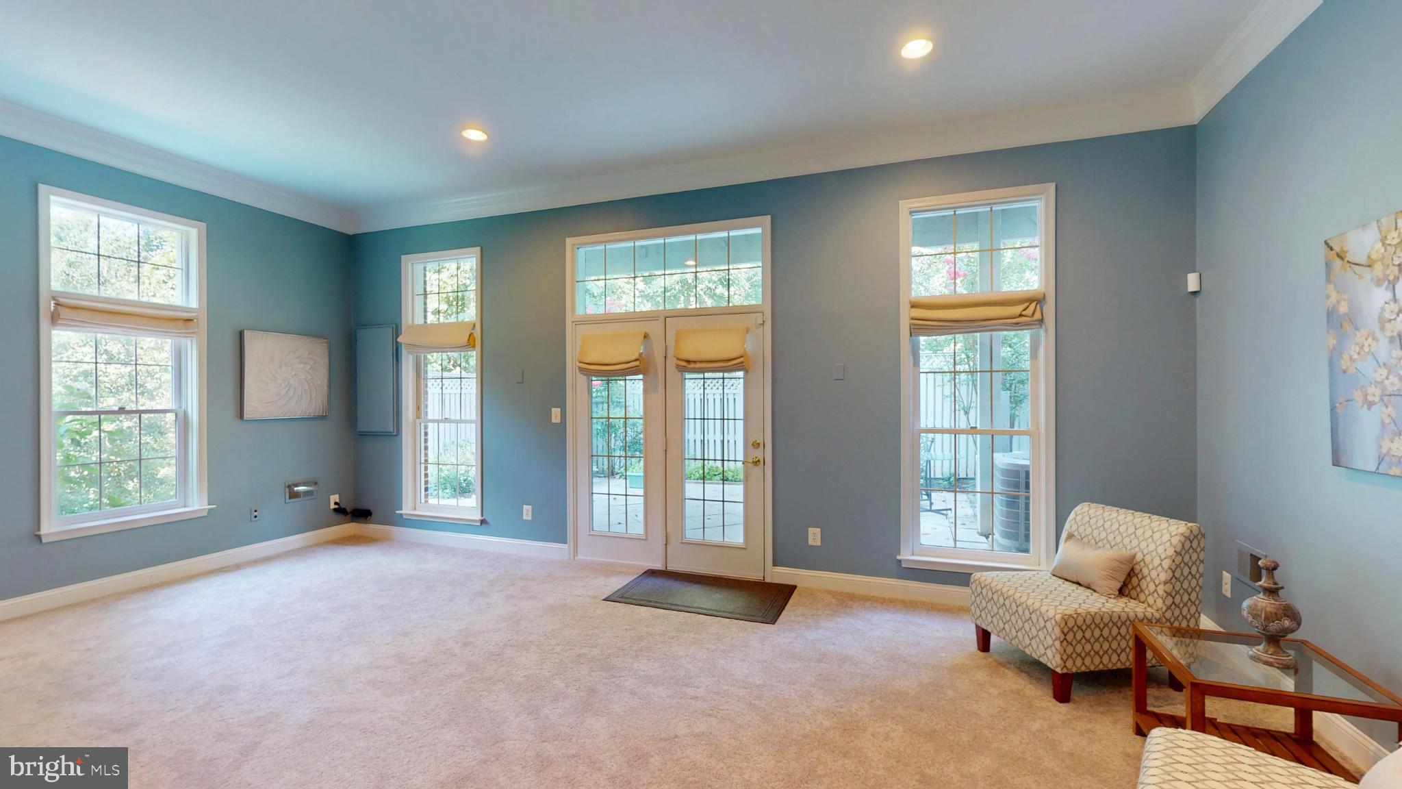 PALISADES PARK - Residential