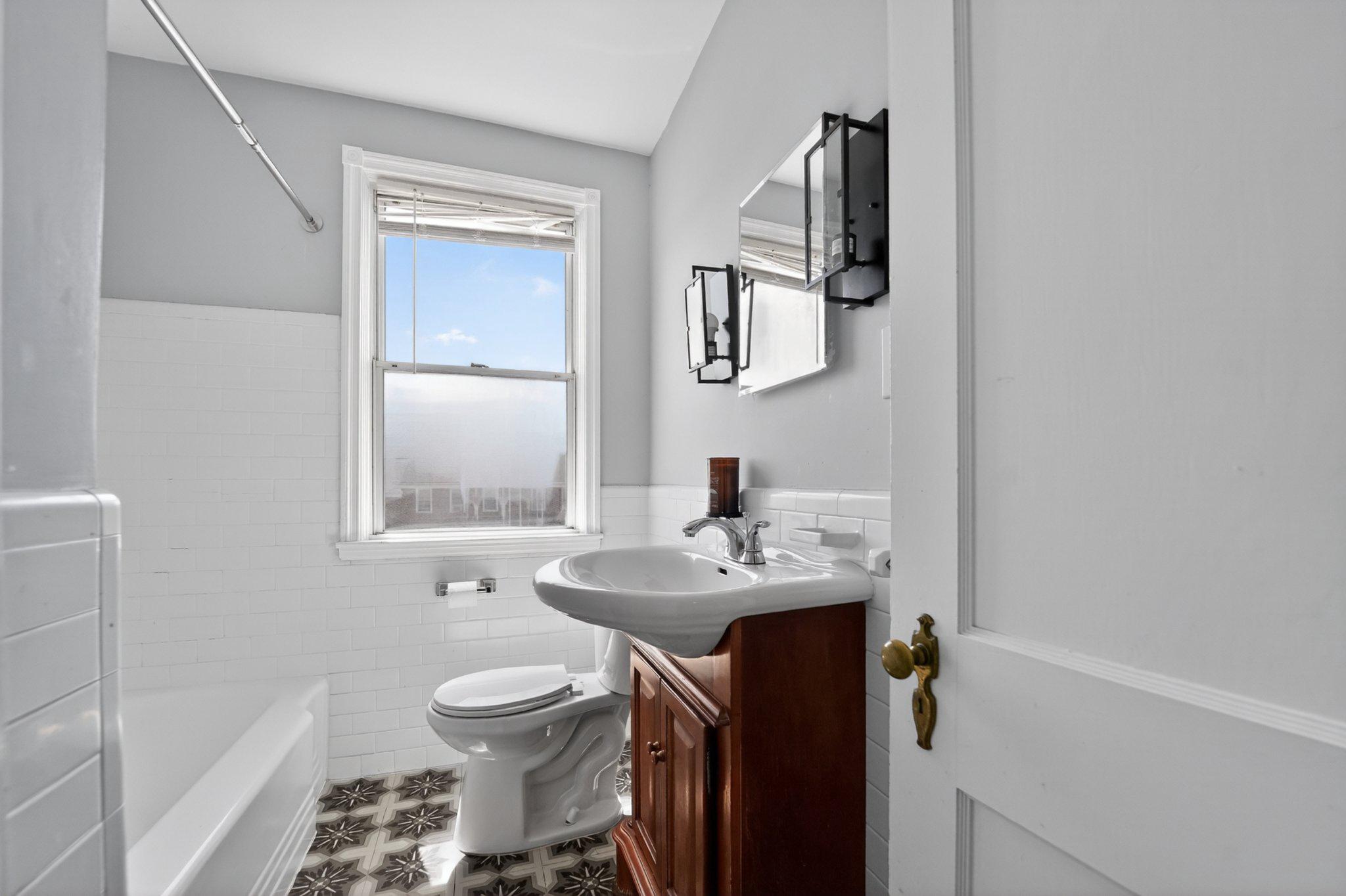 BELAIR-EDISON - Residential