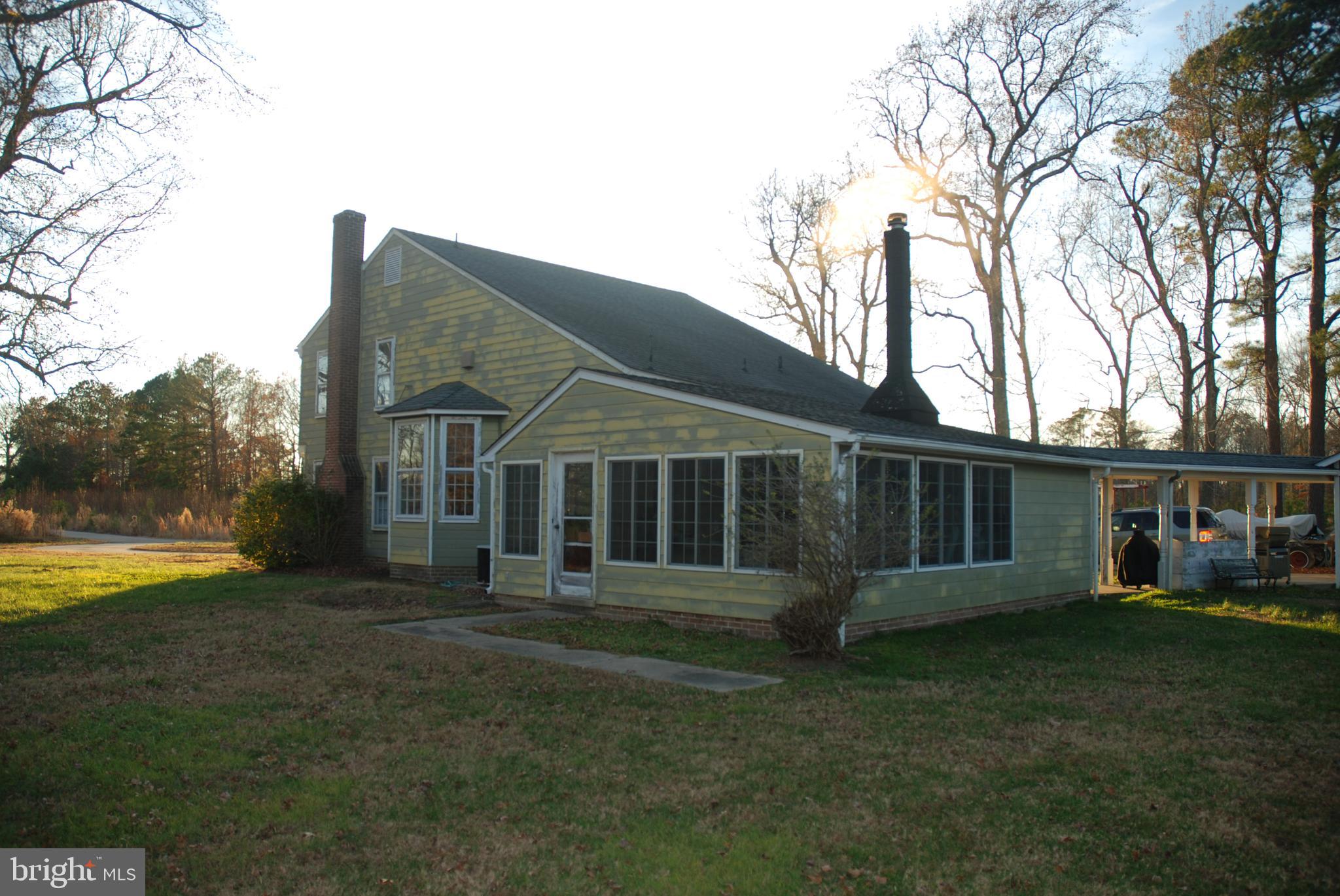 RIVERWIND FARMSTEADS - Residential
