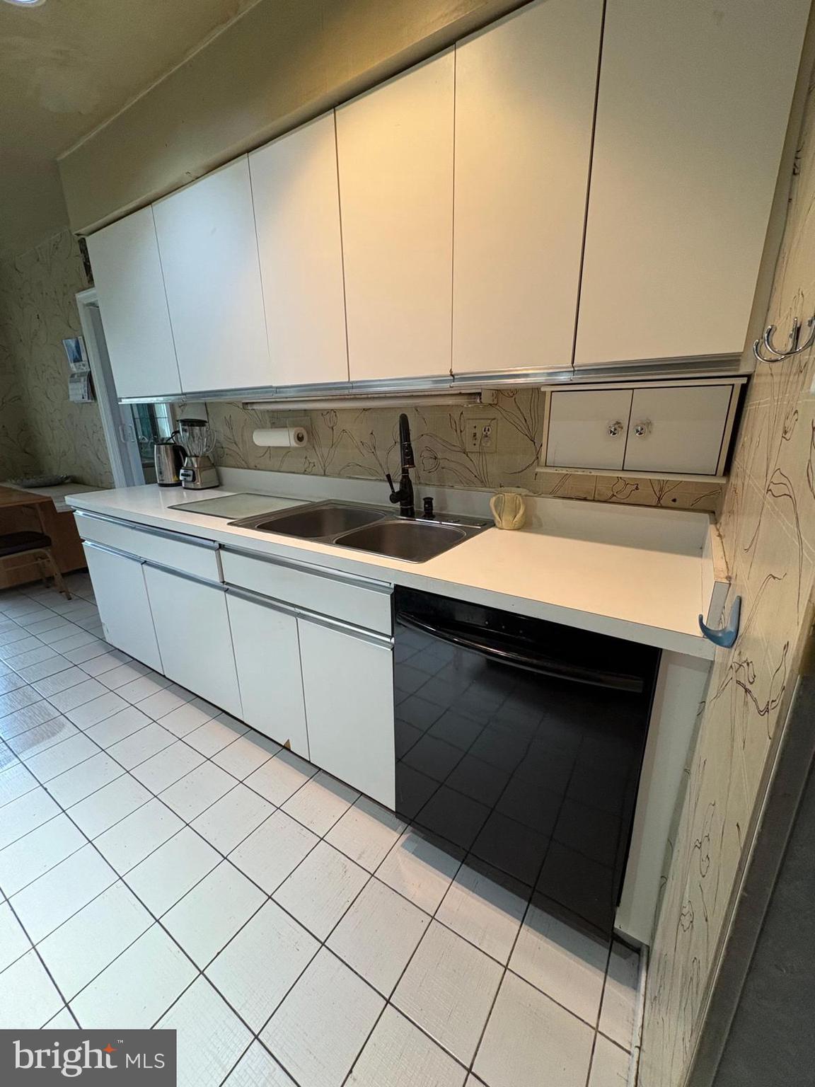 SOMERTON - Residential