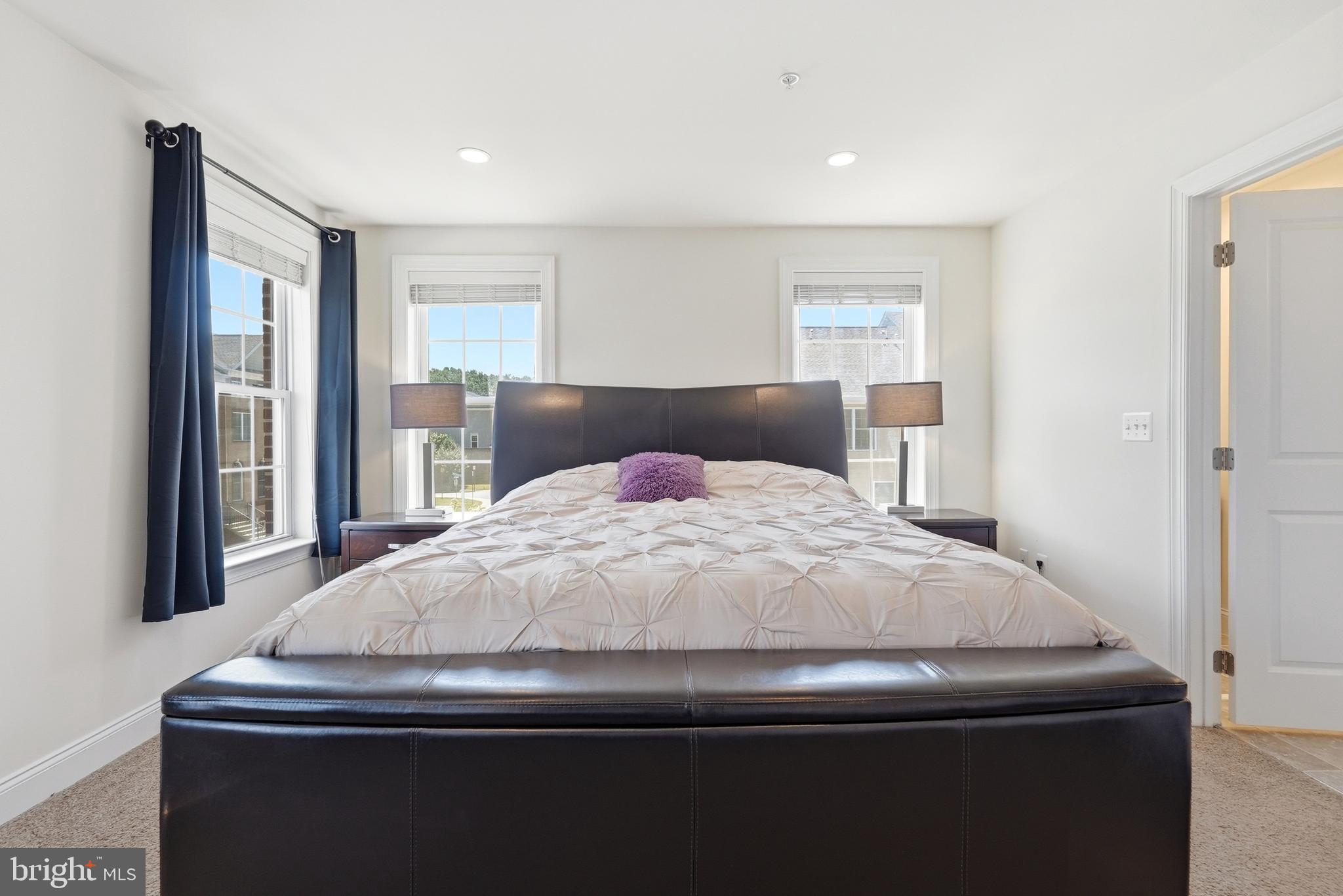 THE ENCLAVE AT ARUNDEL PRESERVE - Residential