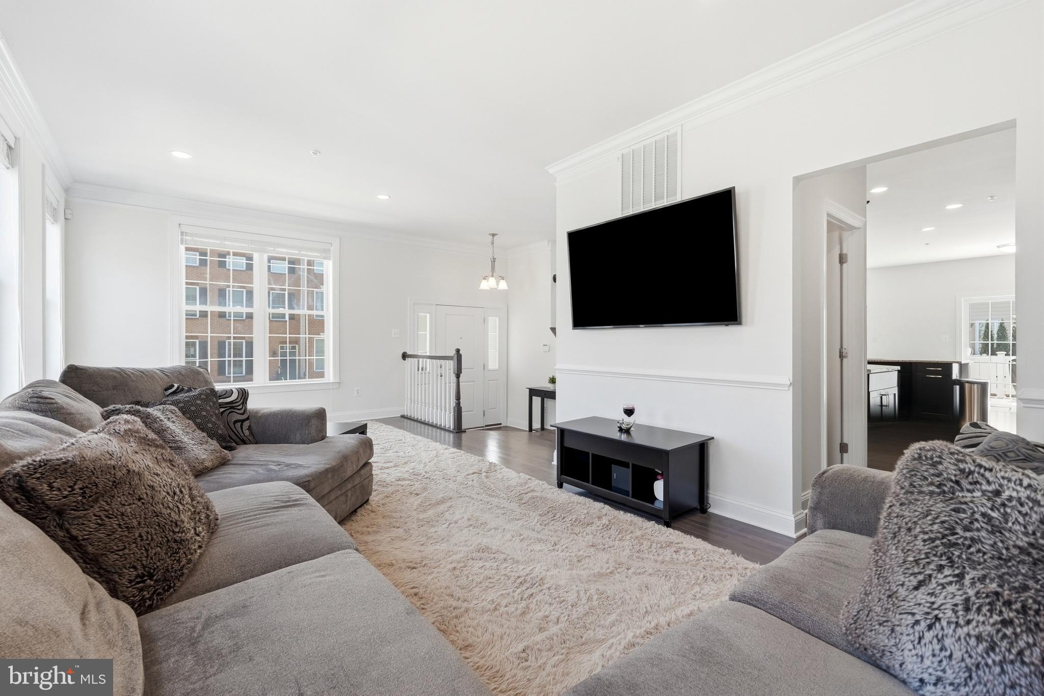 THE ENCLAVE AT ARUNDEL PRESERVE - Residential