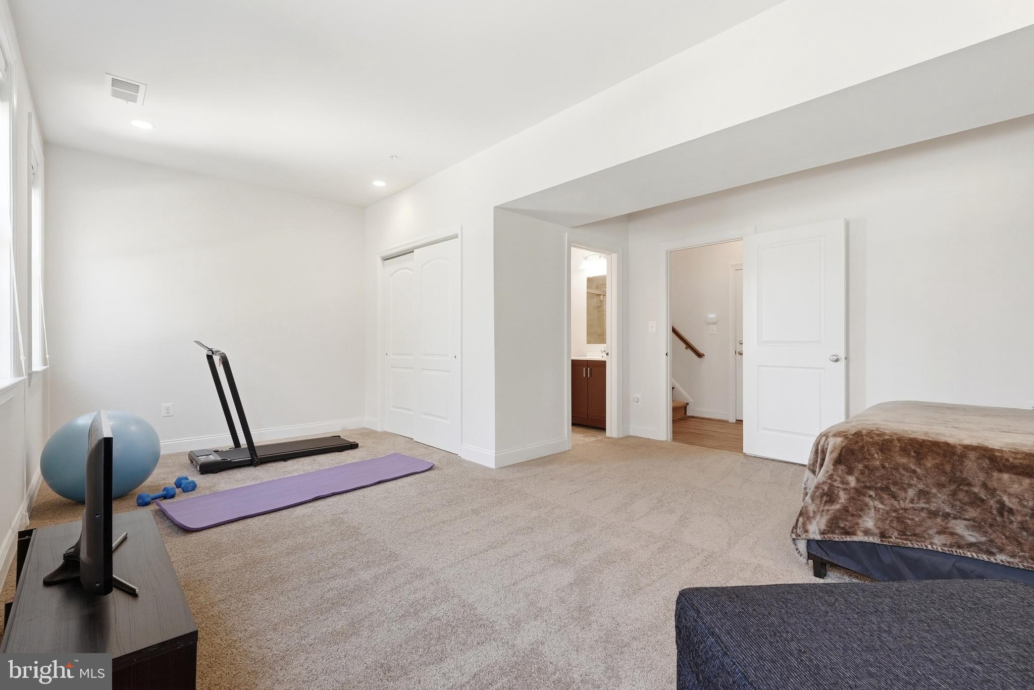 THE ENCLAVE AT ARUNDEL PRESERVE - Residential