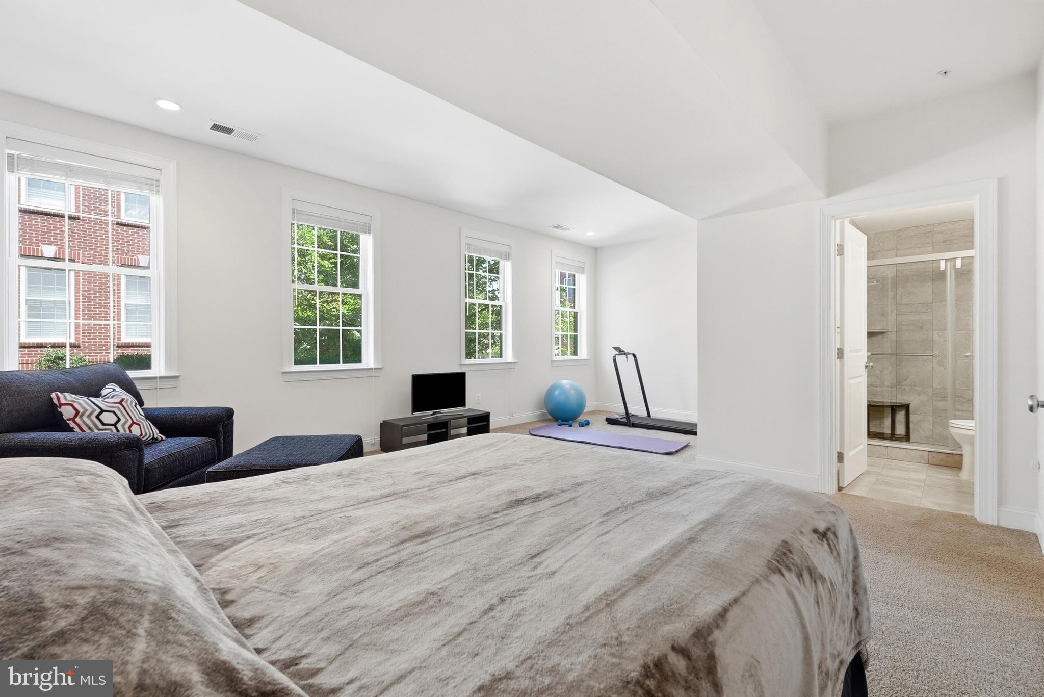 THE ENCLAVE AT ARUNDEL PRESERVE - Residential