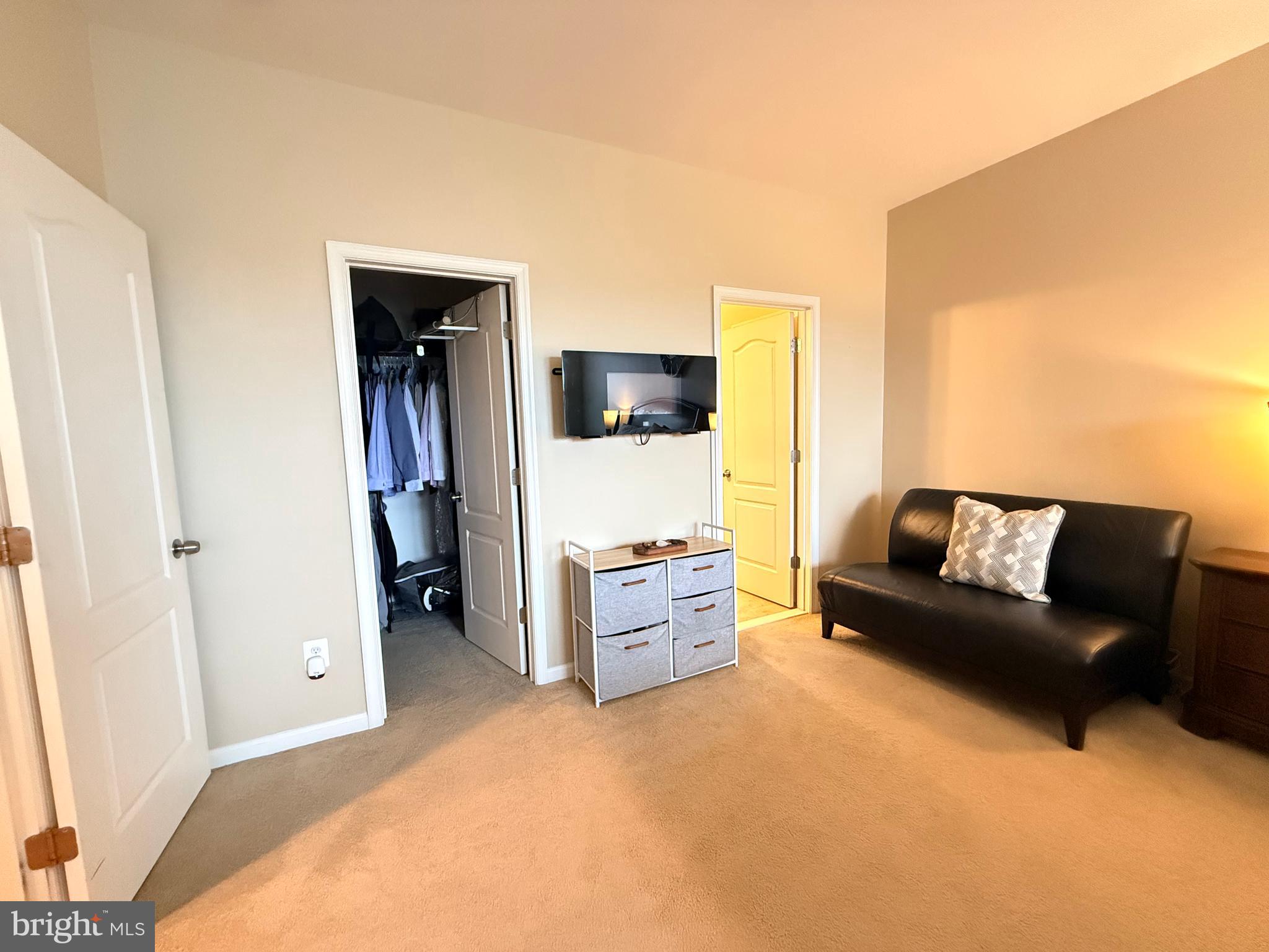 STONE RIDGE LANDBAY 5R - Residential
