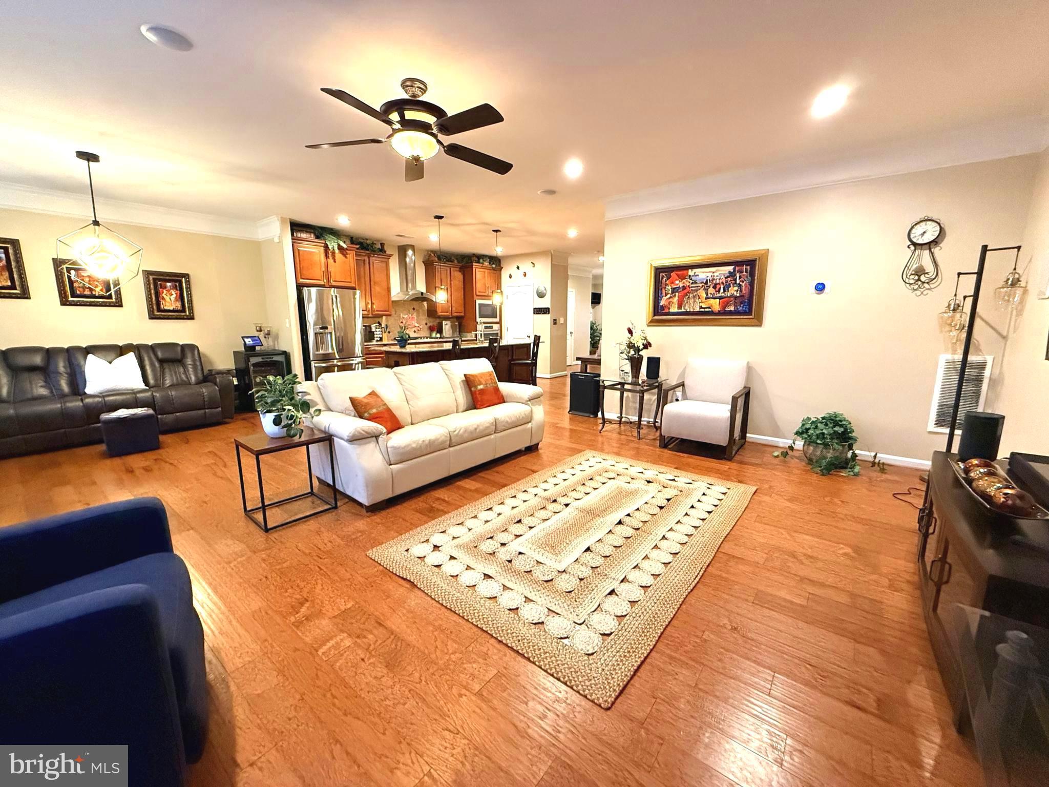 STONE RIDGE LANDBAY 5R - Residential