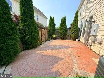STONE RIDGE LANDBAY 5R - Residential