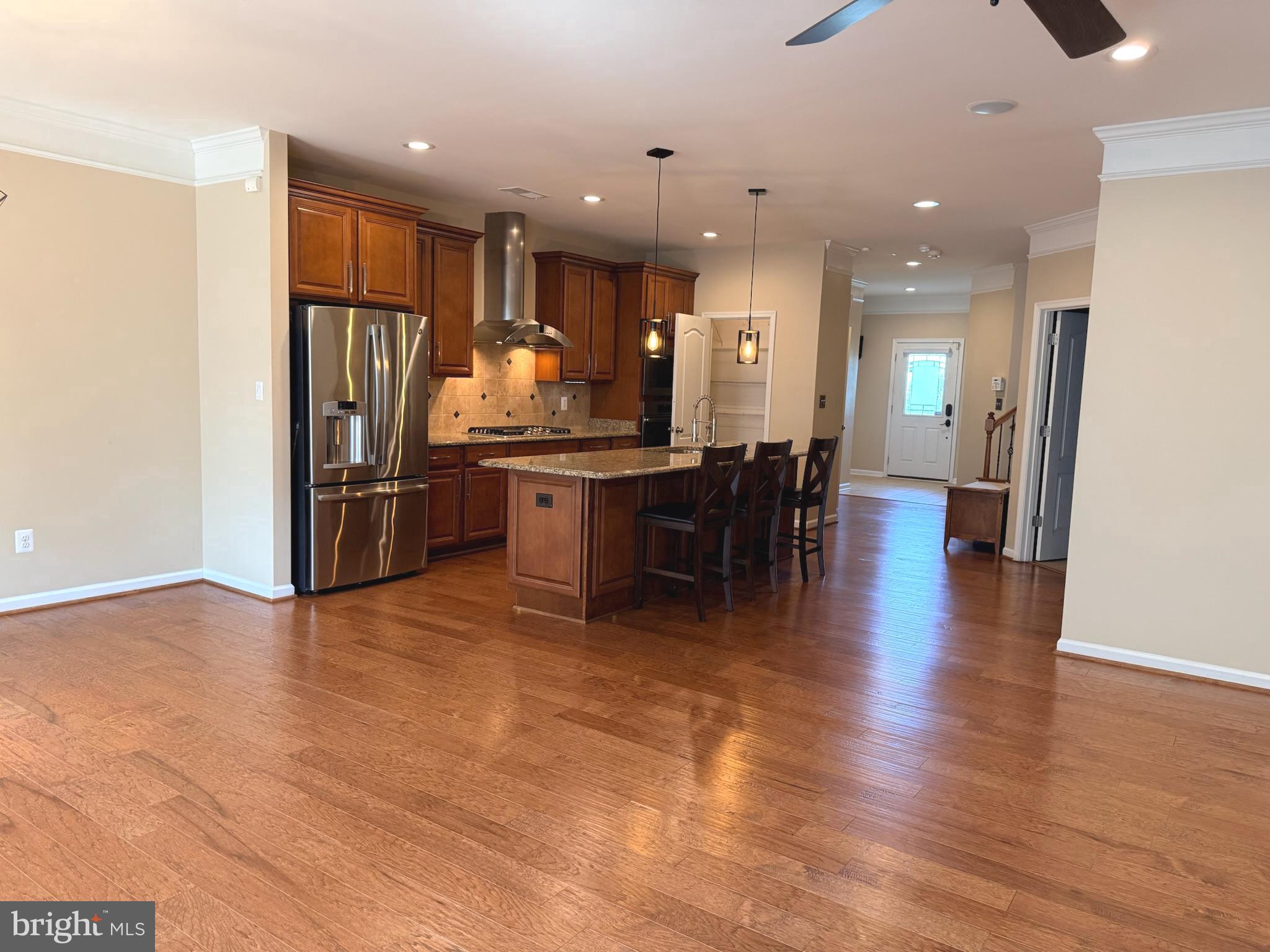 STONE RIDGE LANDBAY 5R - Residential