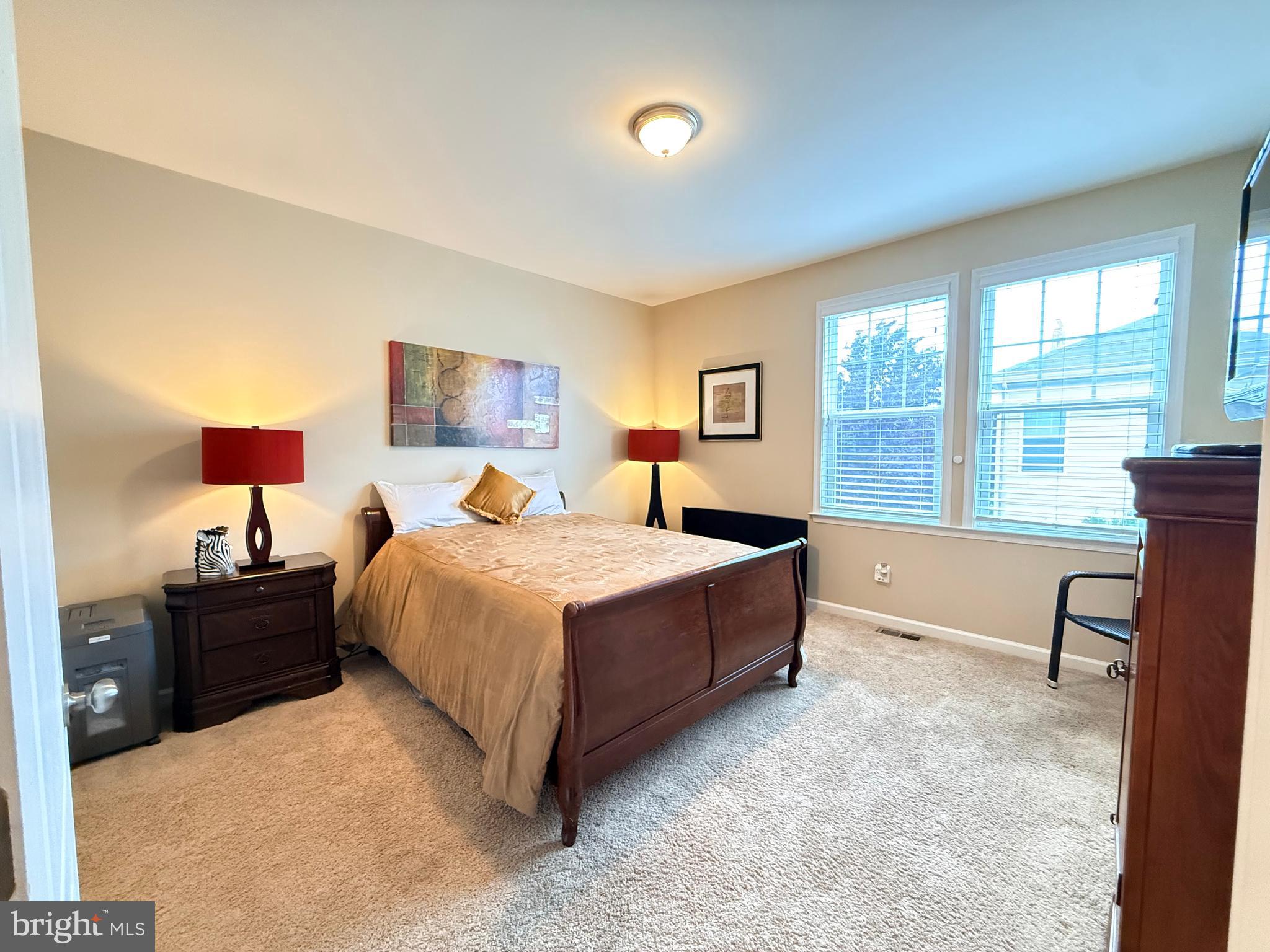 STONE RIDGE LANDBAY 5R - Residential