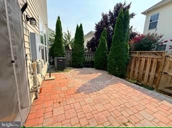 STONE RIDGE LANDBAY 5R - Residential