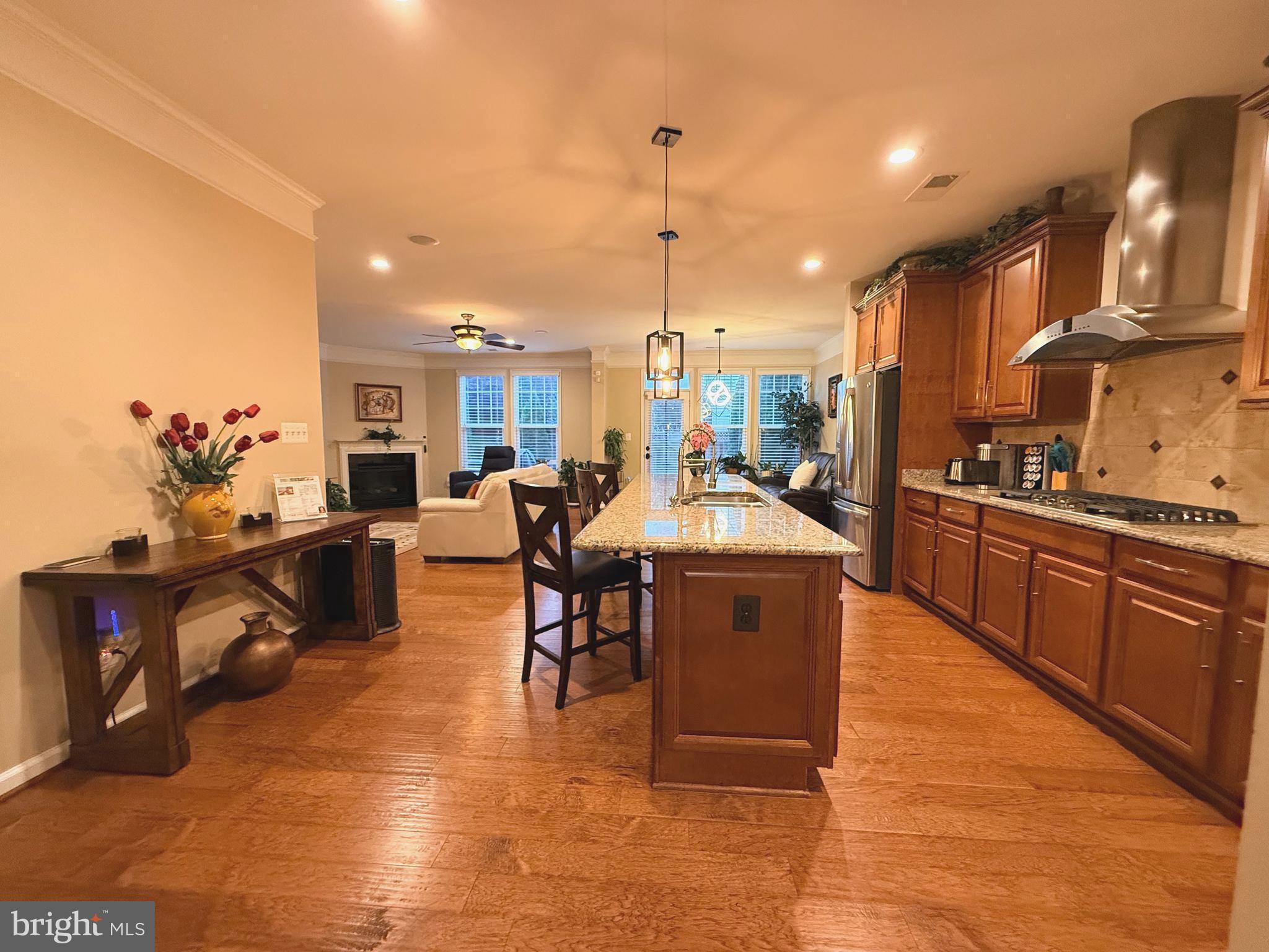 STONE RIDGE LANDBAY 5R - Residential